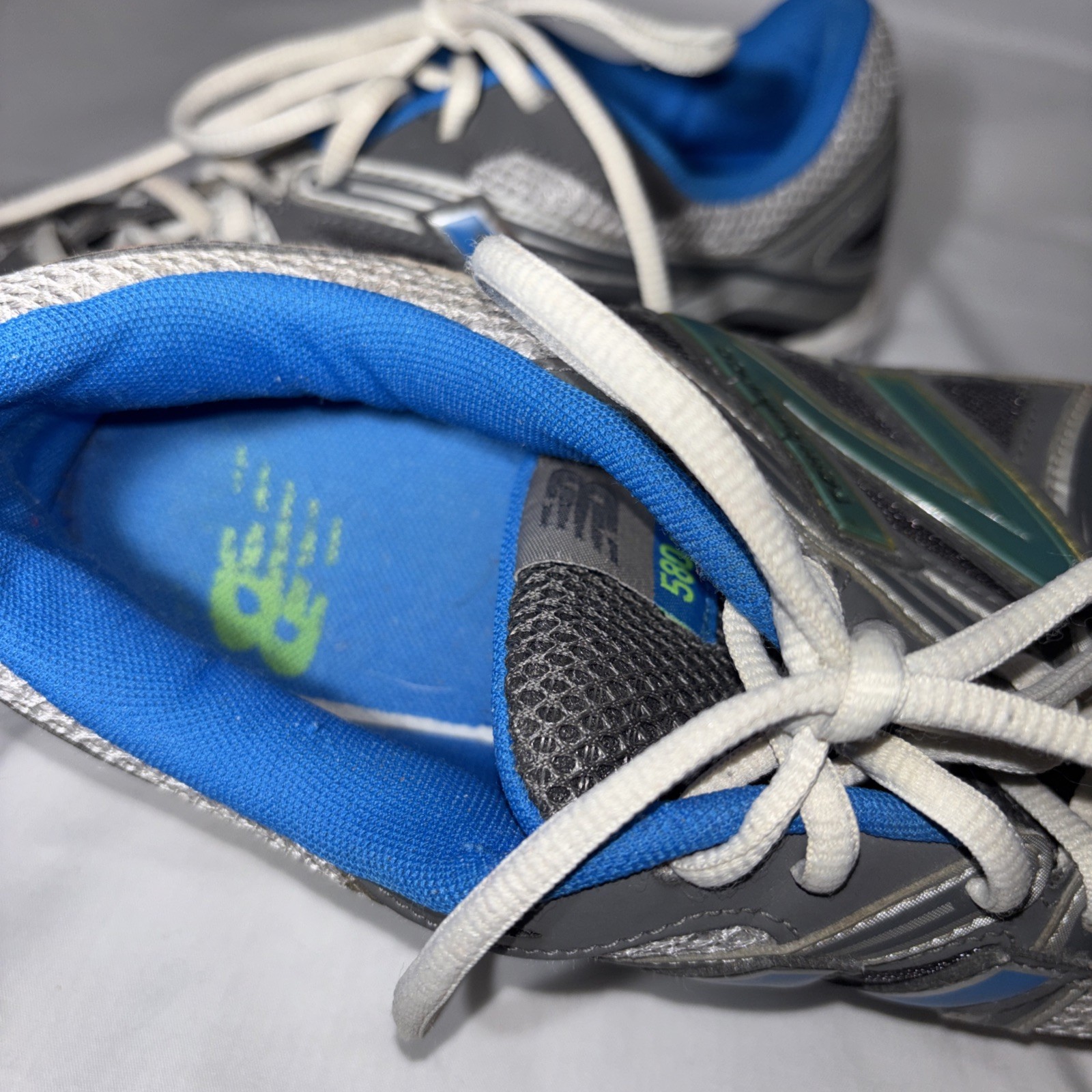 NEW BALANCE 580V3 SILVER BLUE SNEAKERS ATHLETIC RUNNING SHOES US MENS SZ 11D