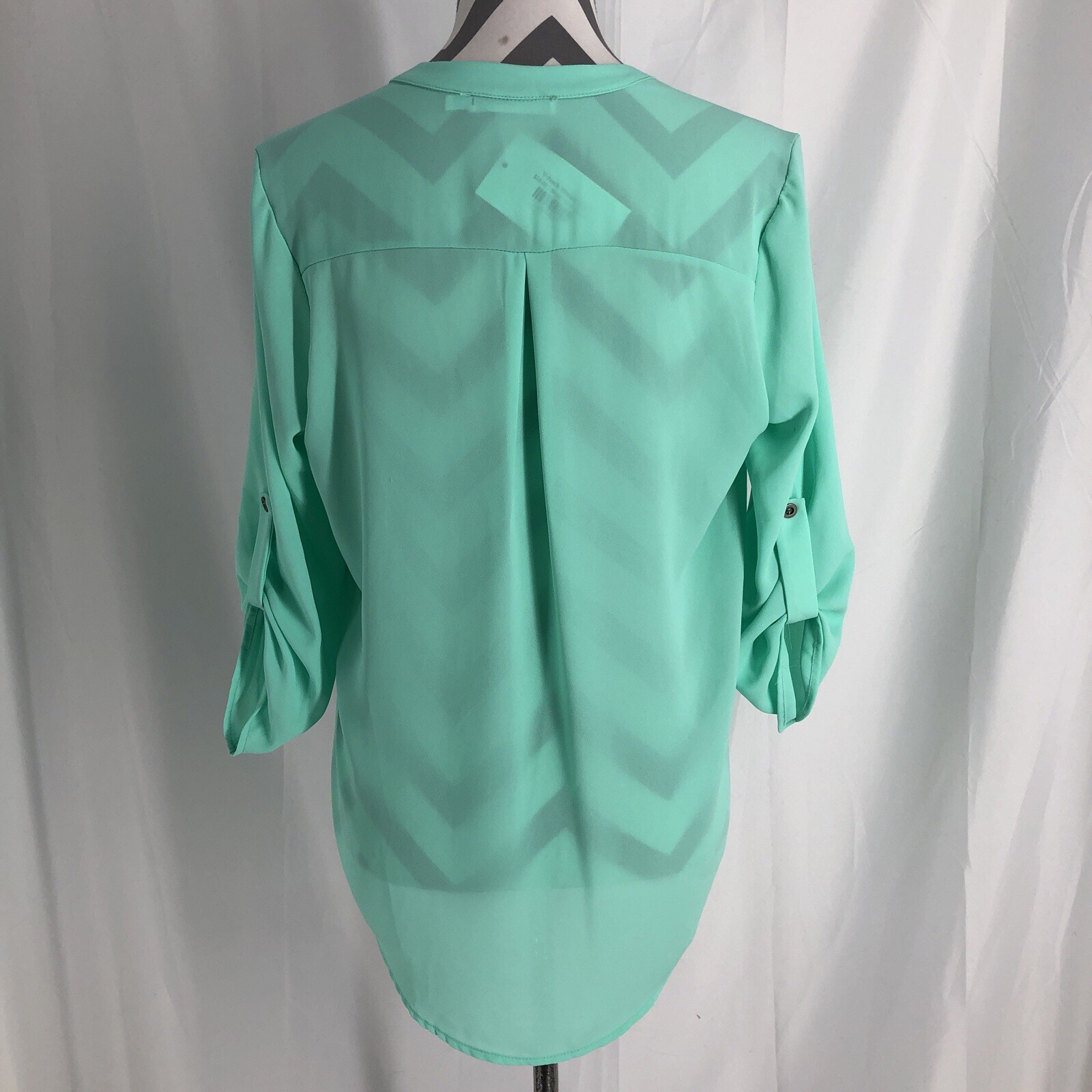 LUSH V-Neck Roll Tab Sleeve Mint Green Pullover Sheer Blouse Women’s Small