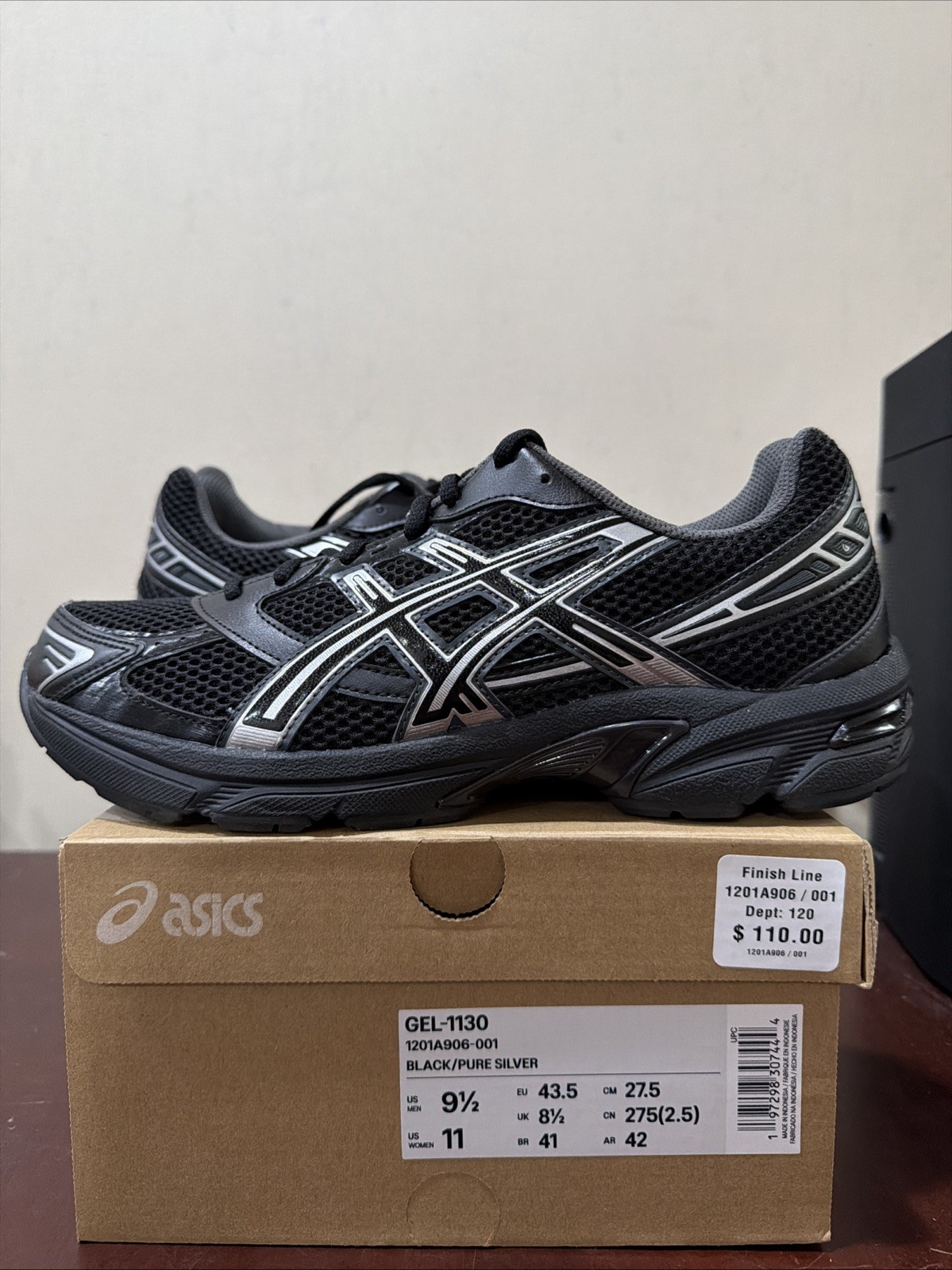 Size 9.5 – Asics Gel 1130 Black Pure Silver 1201A906-001 BRAND NEW WITH BOX !