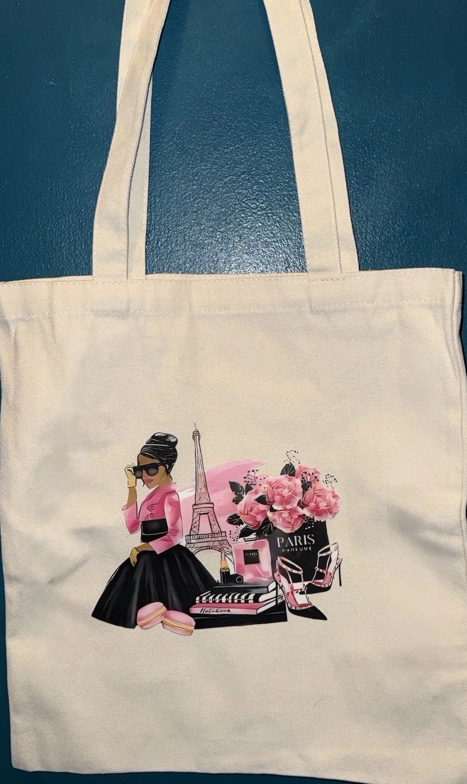 Fashionable Canvas tote bag for everyday use! perfect for daily needs!
