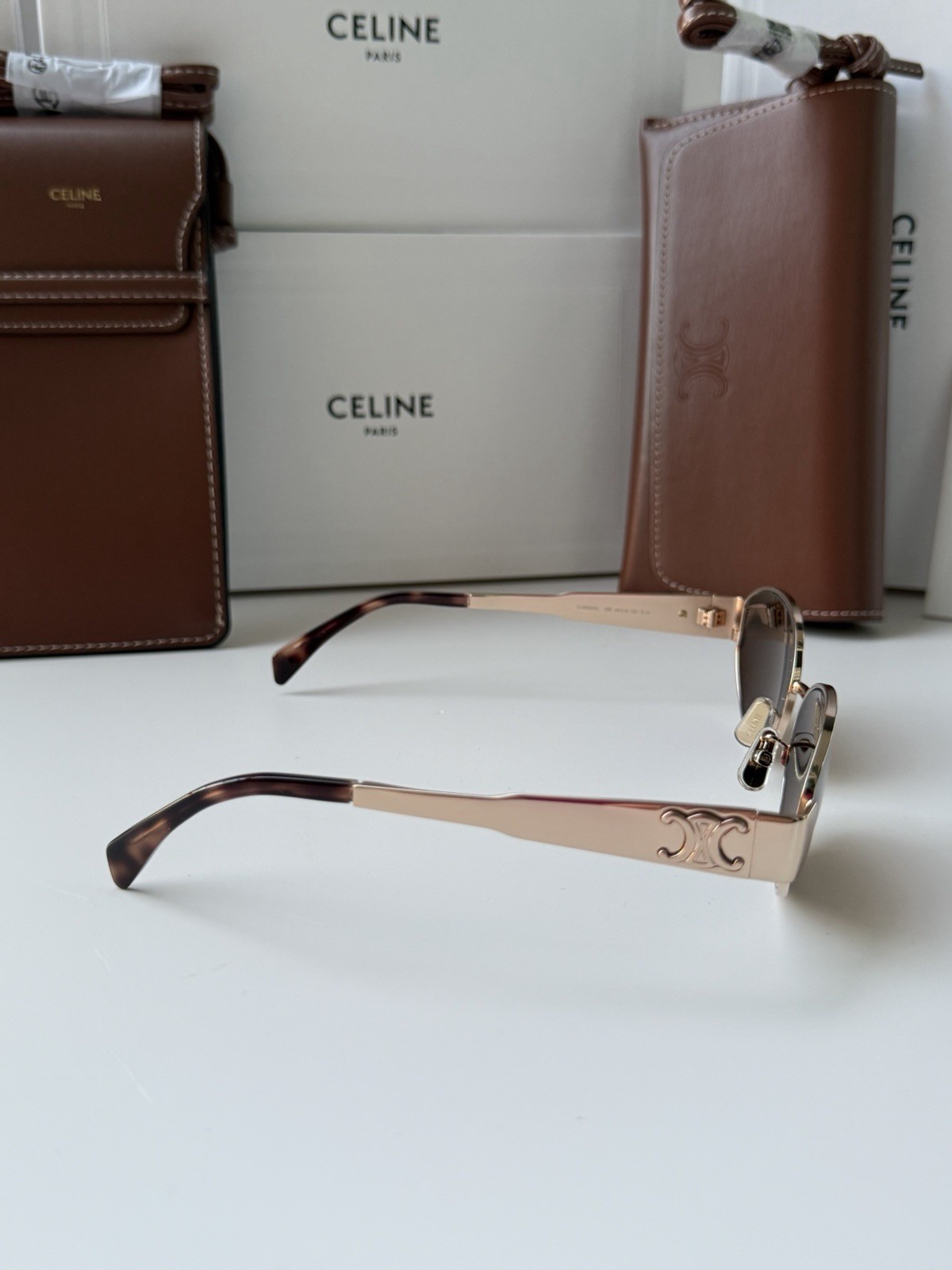 Celine CL40235U 28E Triomphe Metal Oval Sunglasses Rose Gold Brown AUTHENTIC