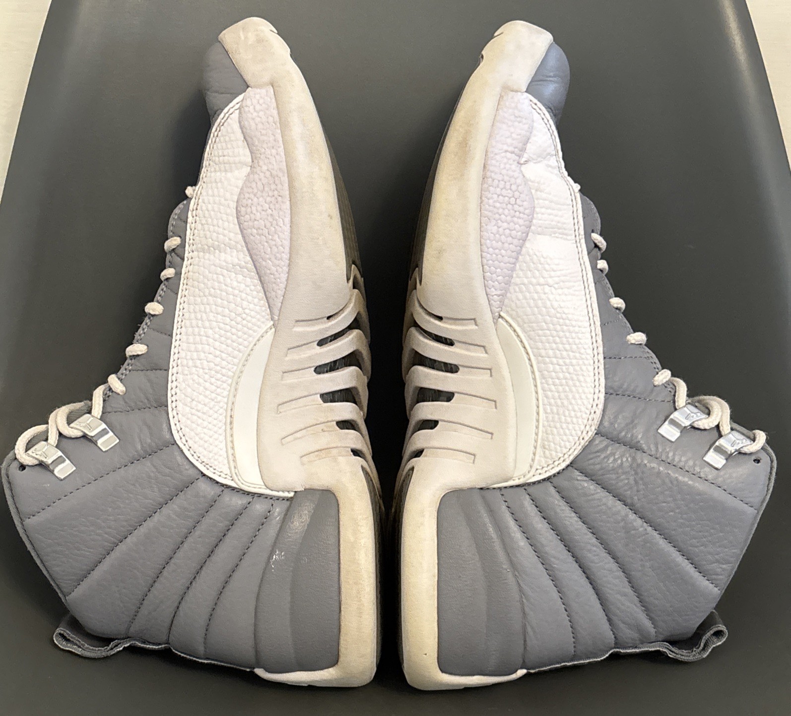 Air Jordan 12 Stealth White And Gray Men’s Size 9.5