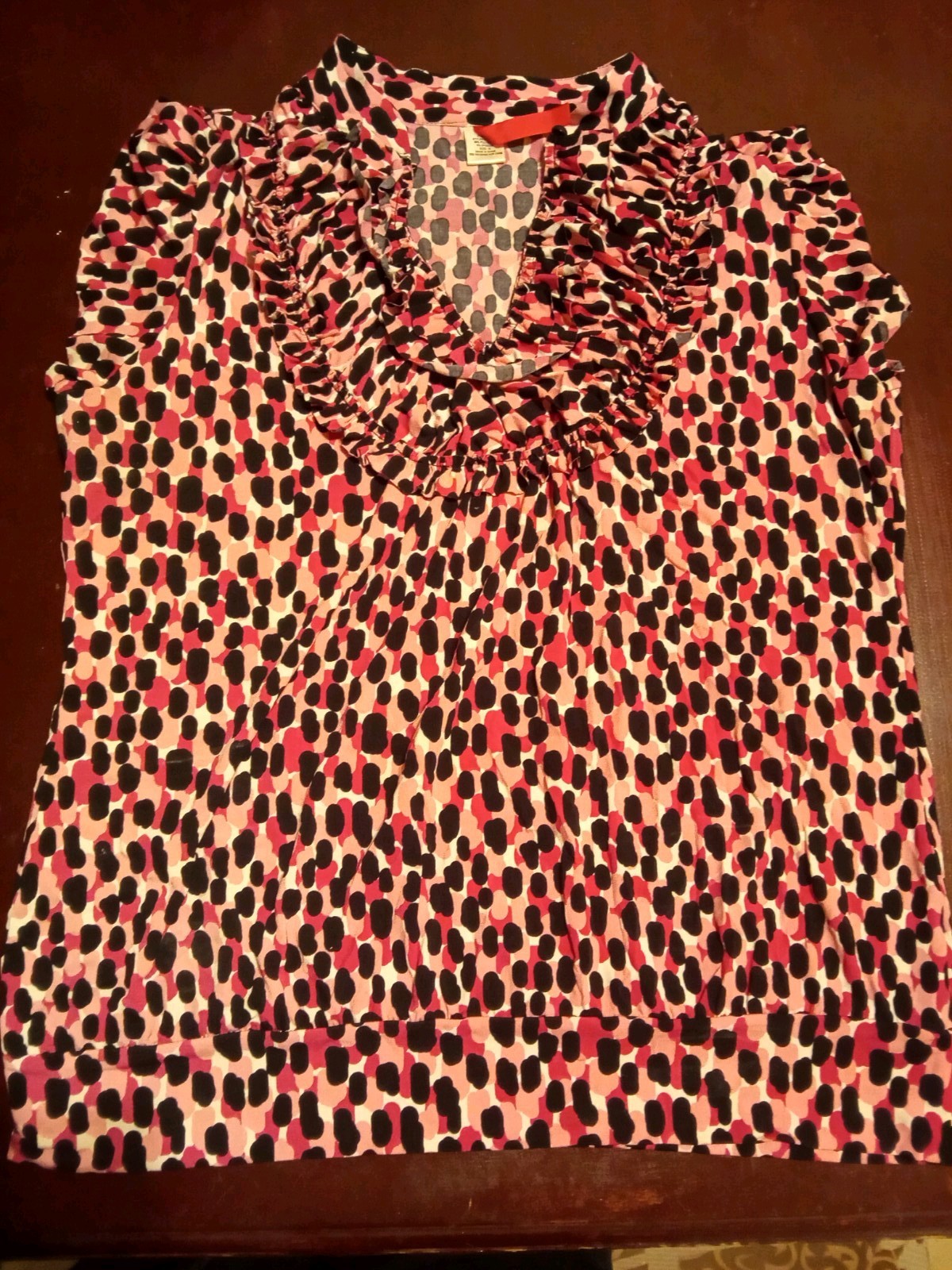 HeartSoul Women’s Animal Print Ruffle V-Neck Sleeveless Chiffon Blouse Pink