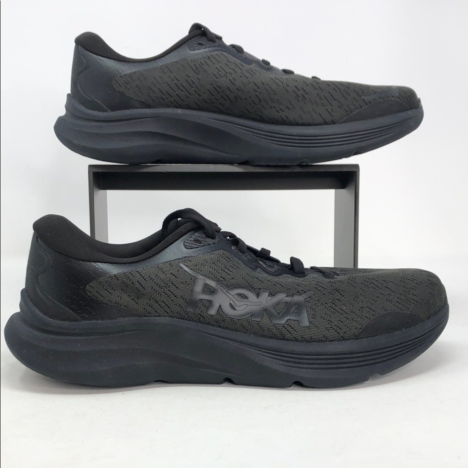 Hoka One One Solimar 2 Wide Women’s Black Running Shoes – Size 9 D (Wide)