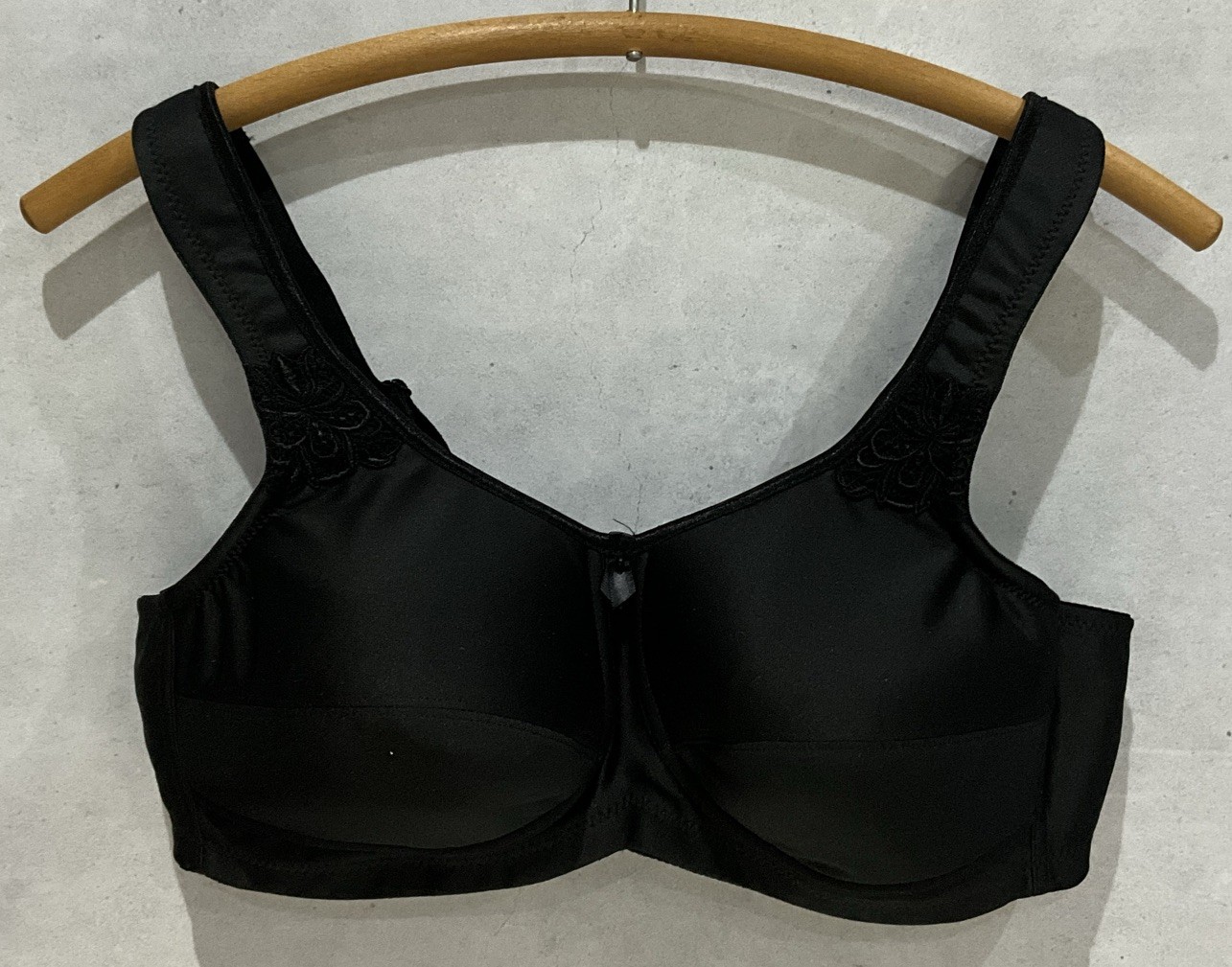 Amoena KELLY 2153 Wire-Free Black 38B Pocketed Mastectomy Bra