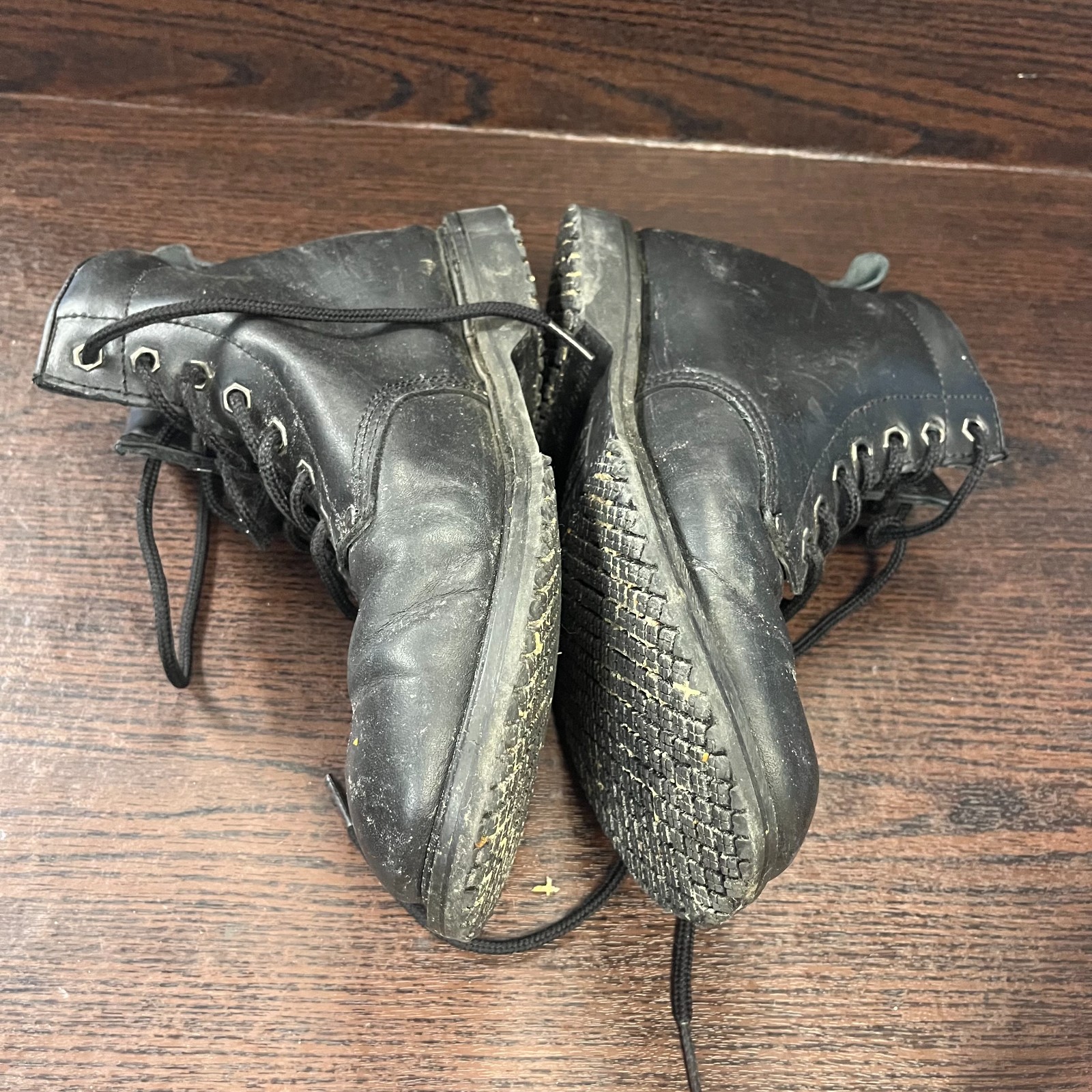 Shoes For Crews Men’s 8081 Work Boots Size 9 Black Leather Slip Resistant Safety