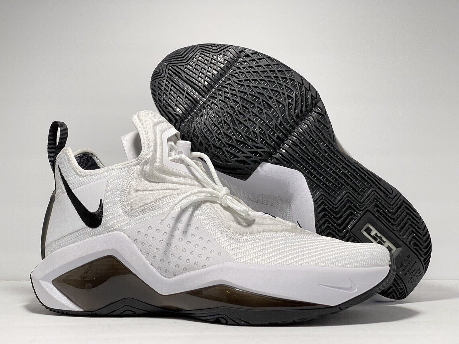 Nike LeBron James Soldier XIV 14 TB White Black CW4221-101 sz 15 Men’s