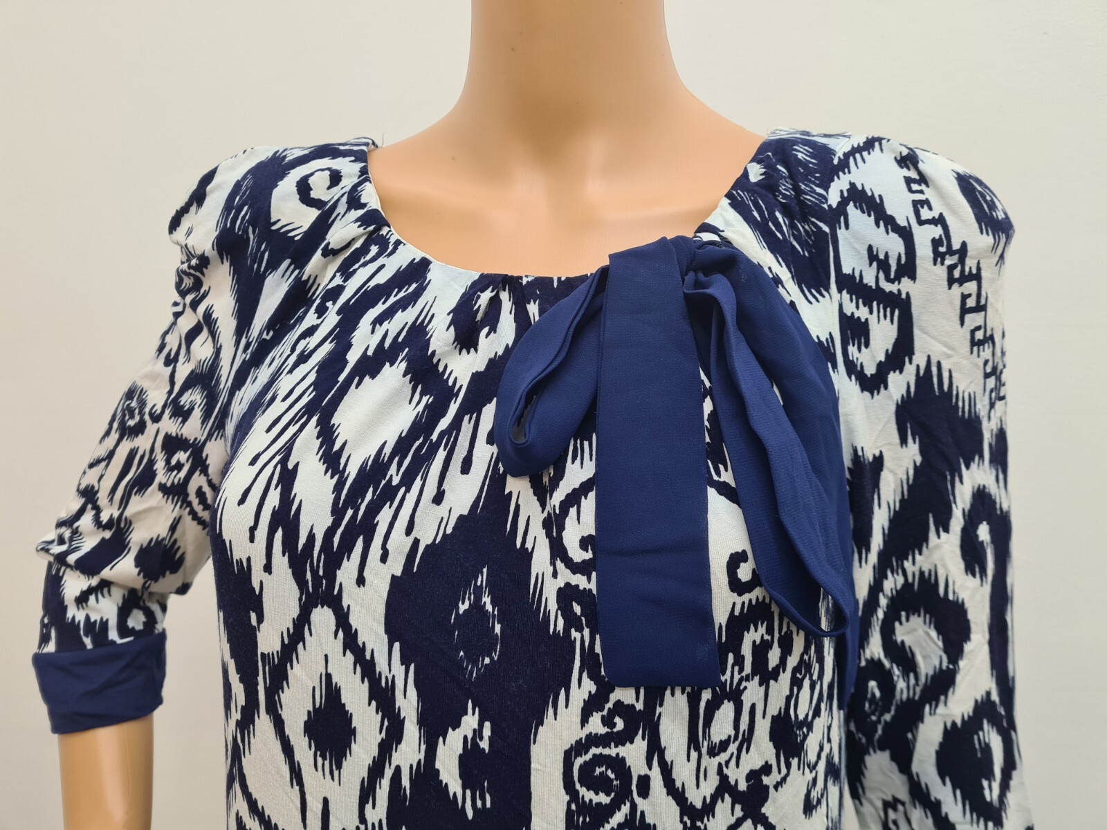 Apanage ladies stunning dress size 12