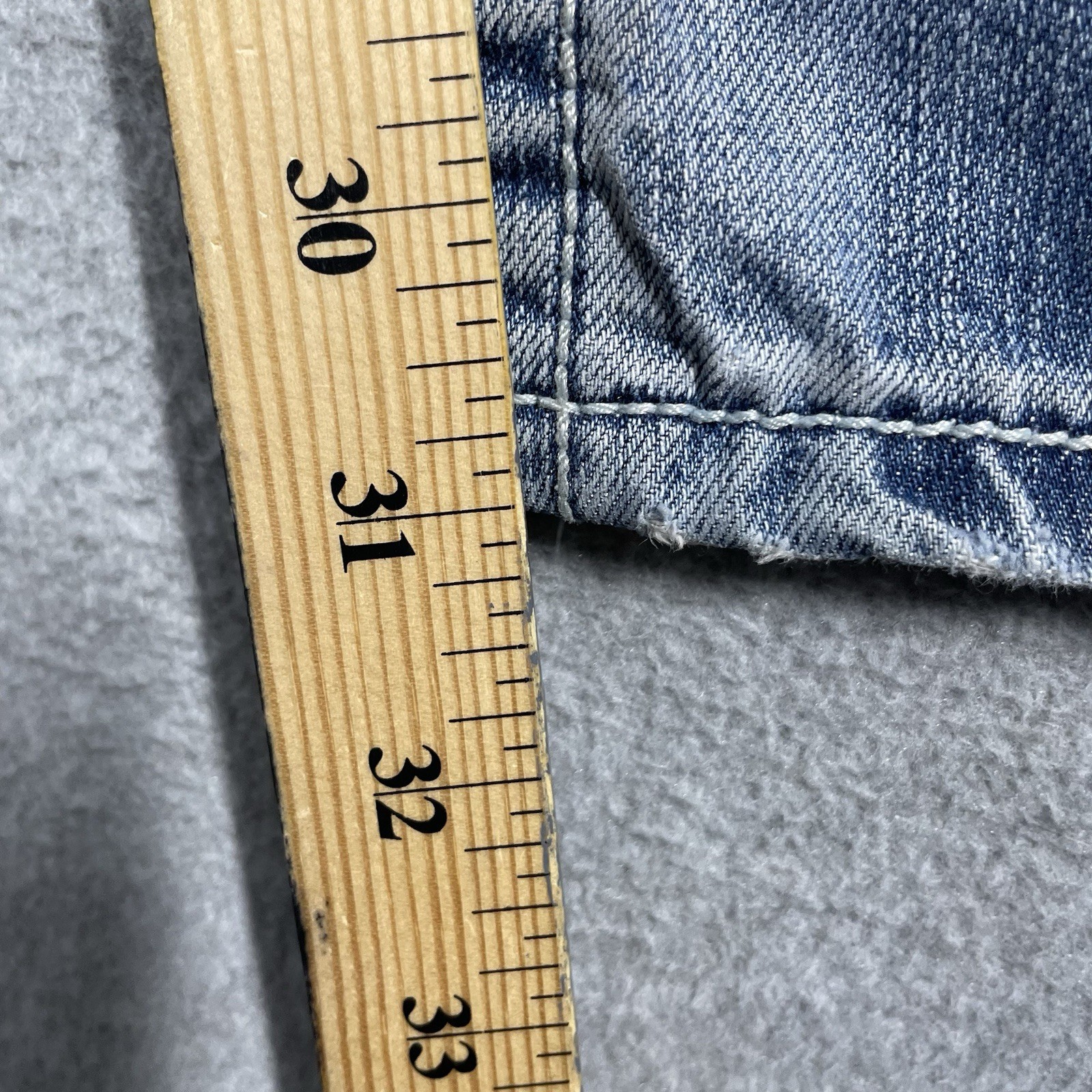 BKE Buckle Aiden straight leg jeans men’s 28R (fits 29×31) blue medium wash