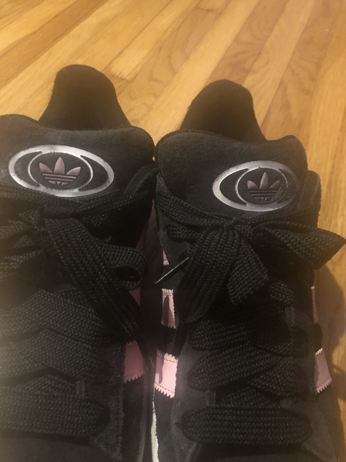 Adidas Campus 00’s Black Suede Pink Stripes Size 9 Women/ Size 7 Men