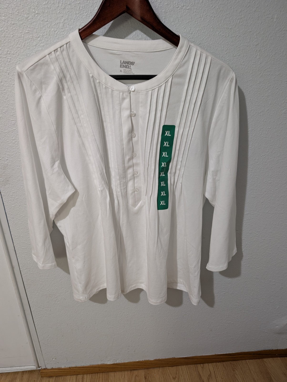 Lands’ End Women’s Button Front Pintuck Top, White, Size XL
