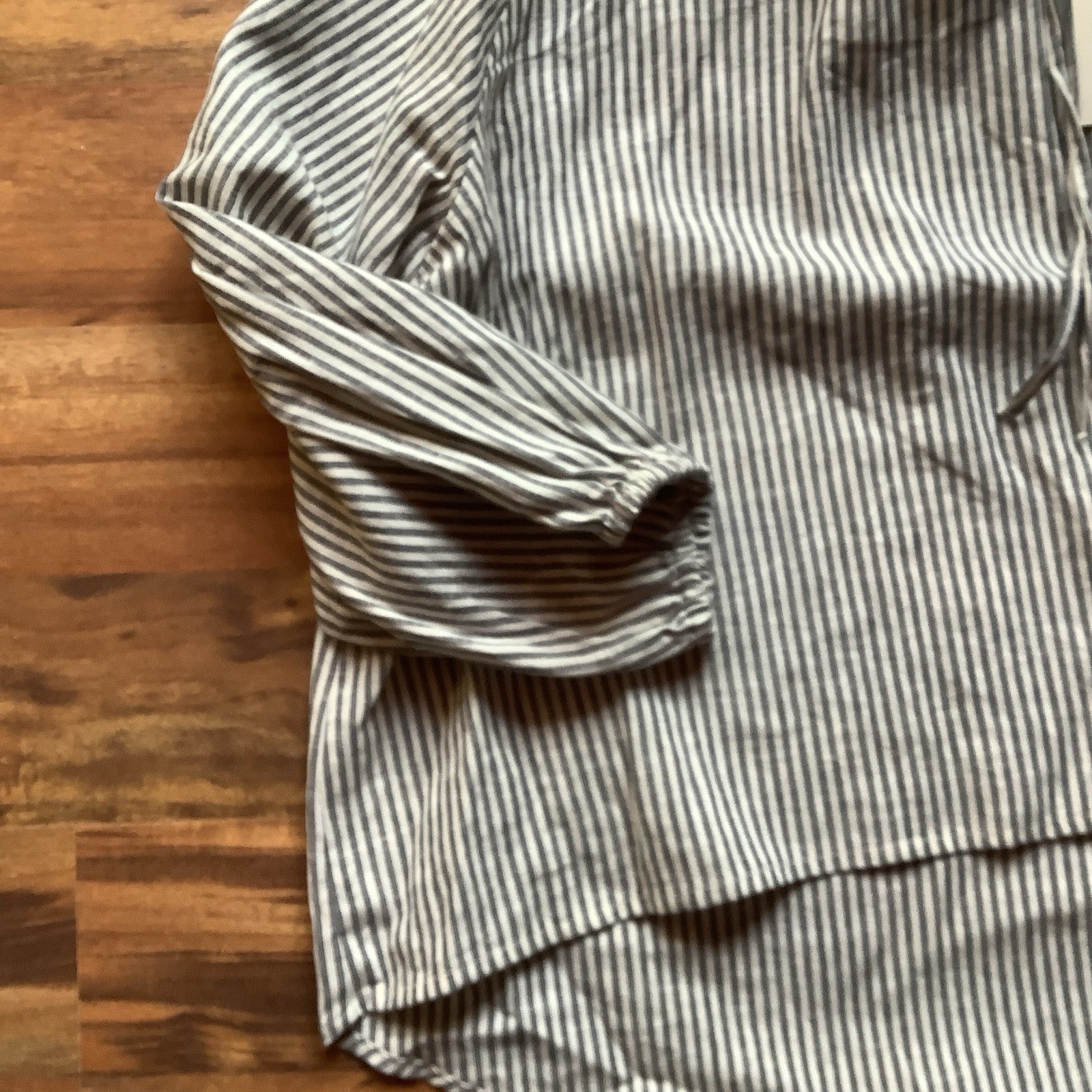 New A New Day Large Striped Hi Low Tie V Front Linen Blend Top