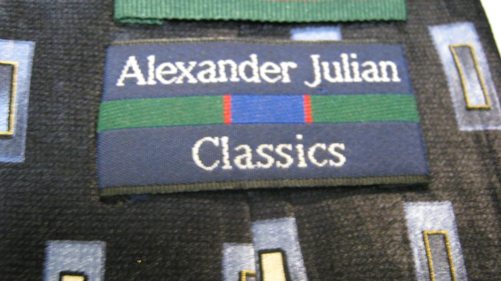 Alexander Julian black blue beige geometric tie 58 x 3.75 Necktie 15898