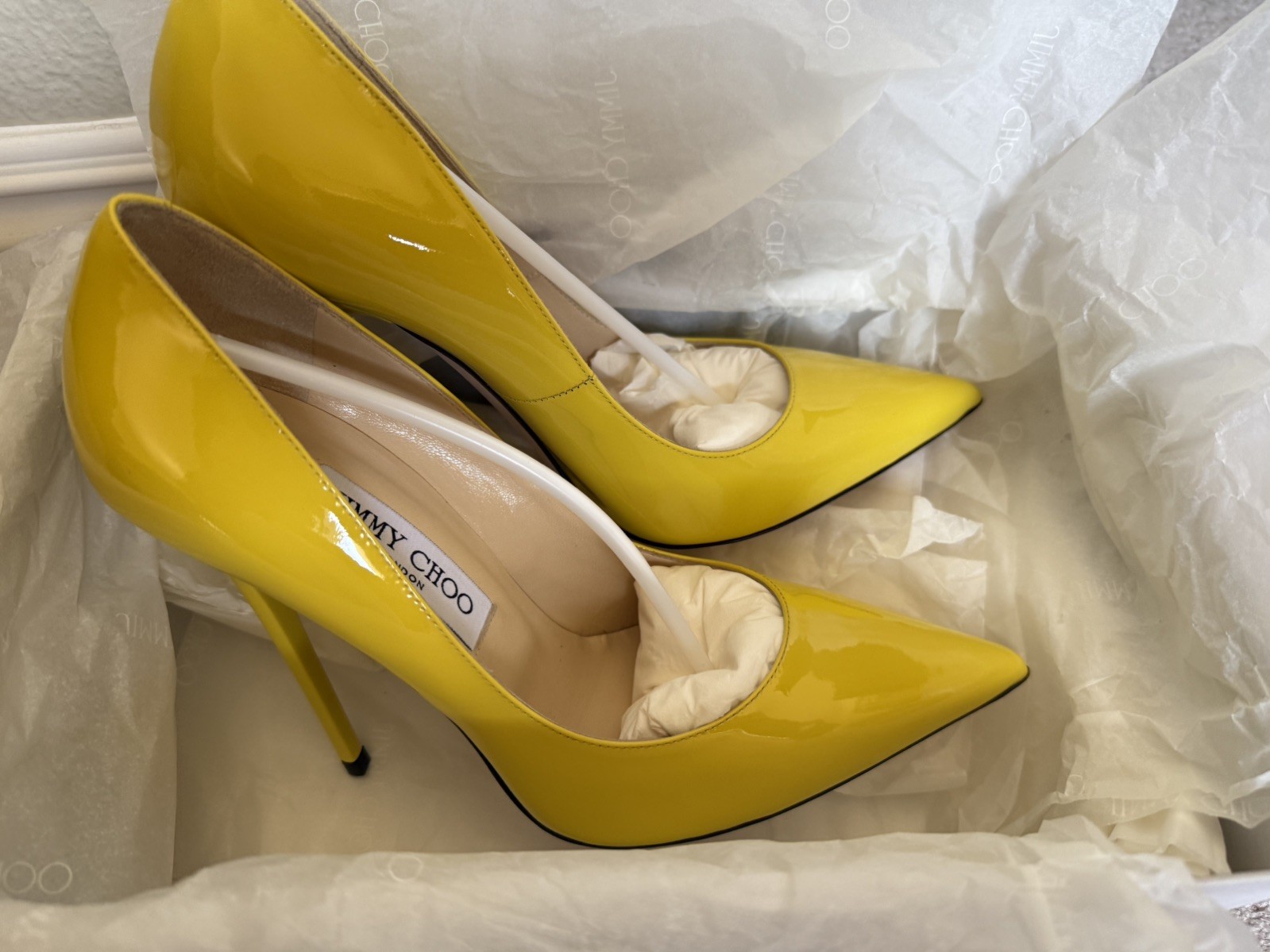 JIMMY CHOO Anouk Tacco 120 Patent Leather Point Toe Pump Yellow US 7 NIB RARE