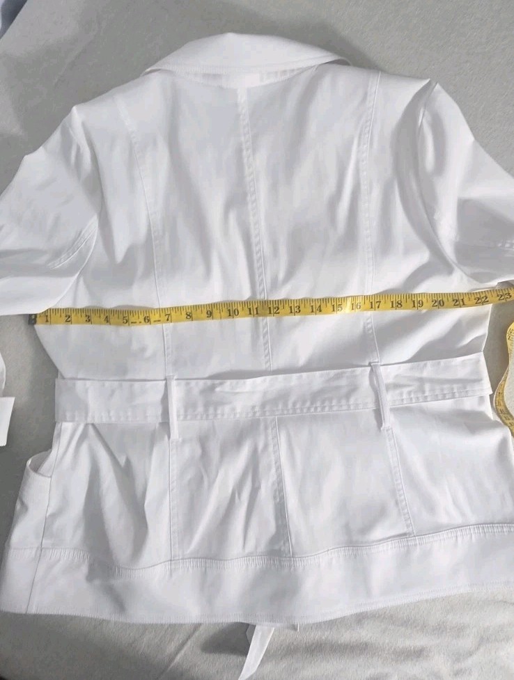 Harvé Benard Cropped Jacket Womens Large White Short 3/4 Sleeve 3 Button Front