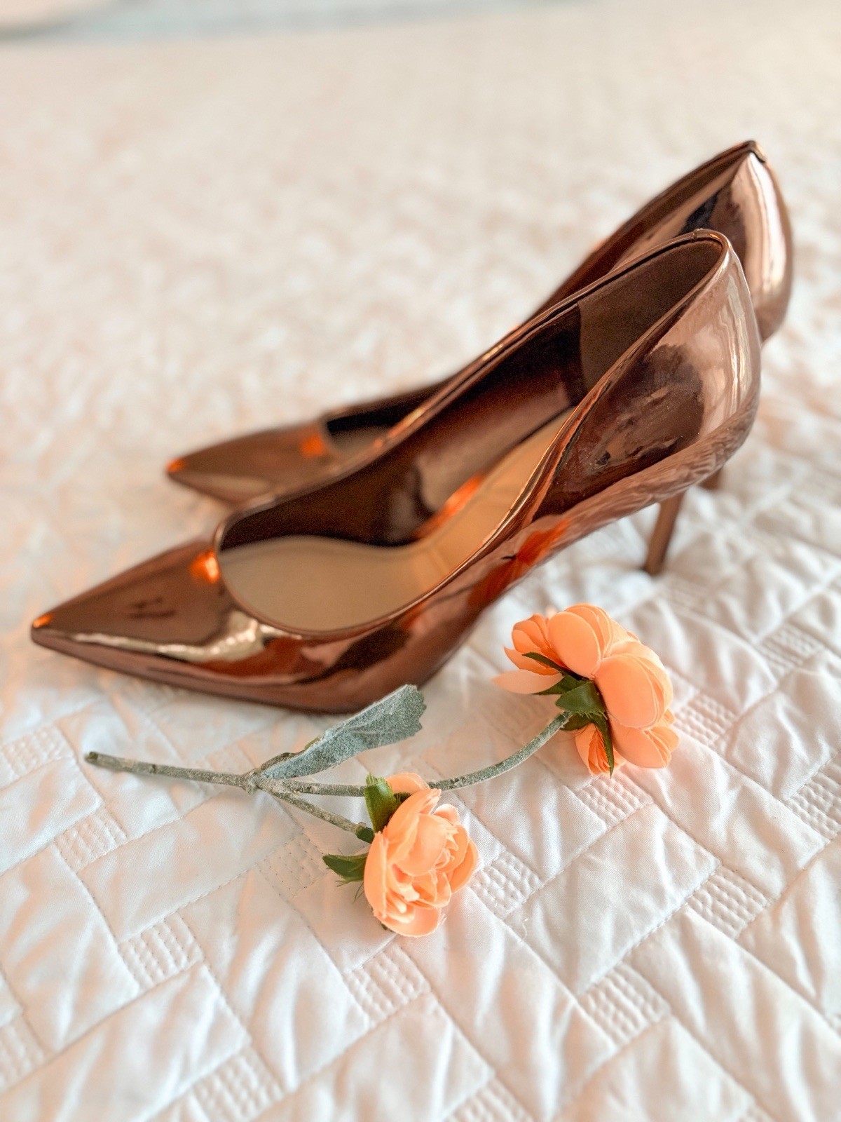 ALDO Rose Gold Metallic Pointed Toe Pumps Heels Size 8