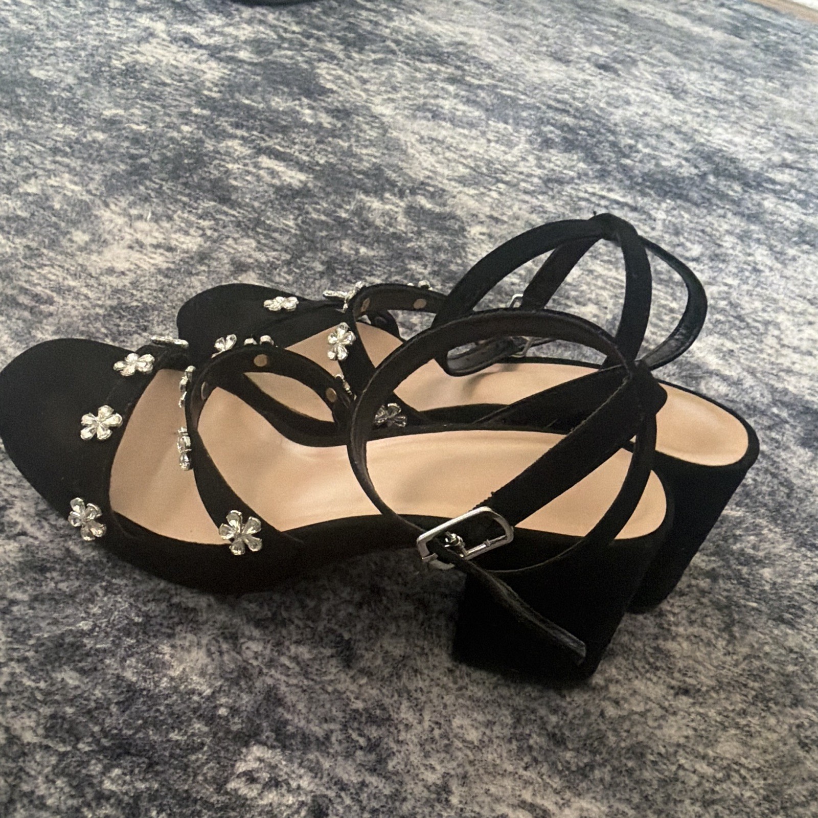 Women’s Black Strappy Rhinestone Ankle Strap Block Sandals Buckle Size 6 M