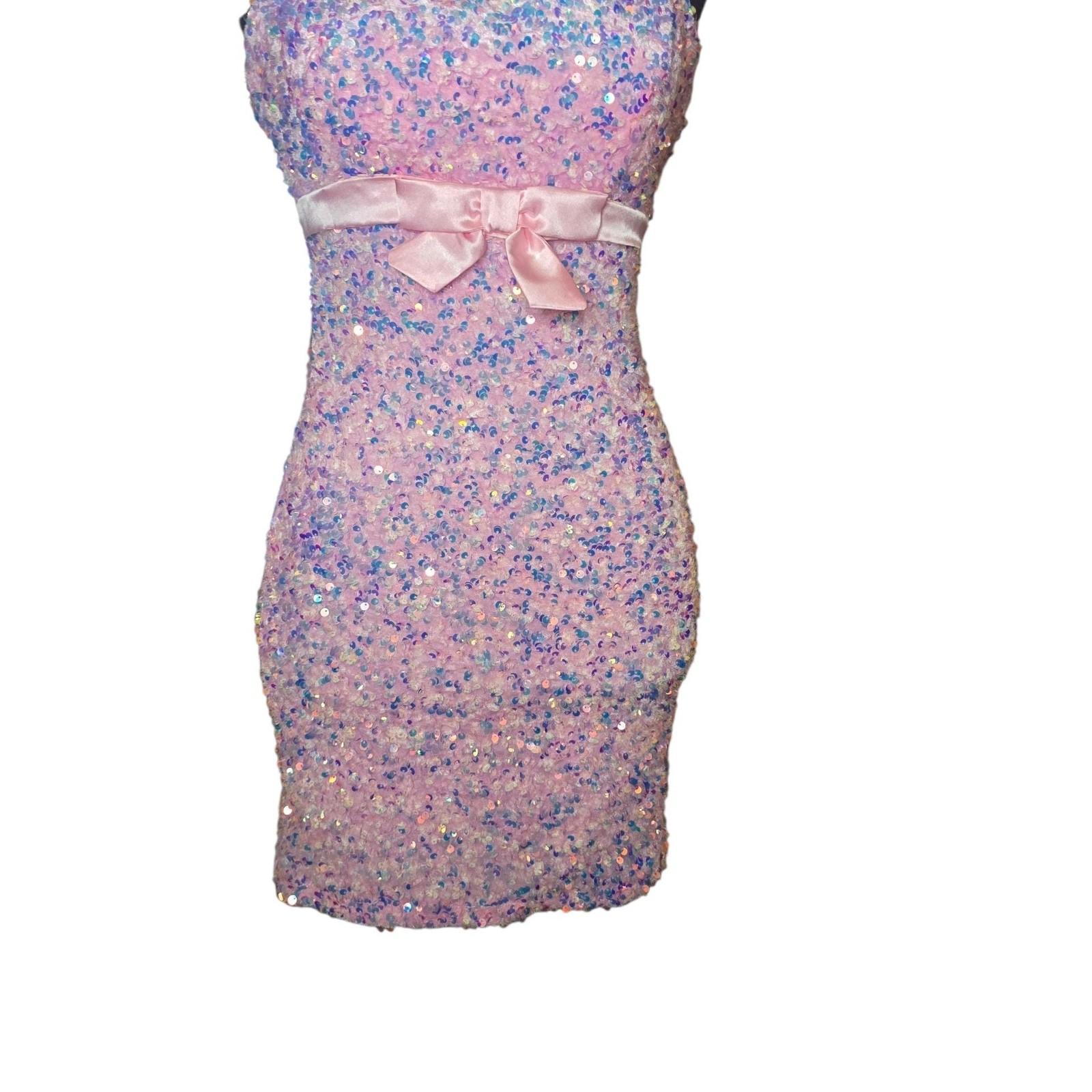 B. Darlin Pink Iridescent Sequin Spaghetti Strap Mini dress Size 5/6
