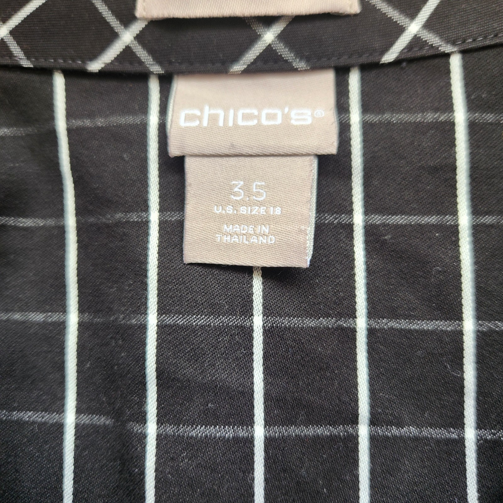 Chico’s Size 3.5/16-18 Black White Grid Pattern Long Sleeve Button Down Shirt