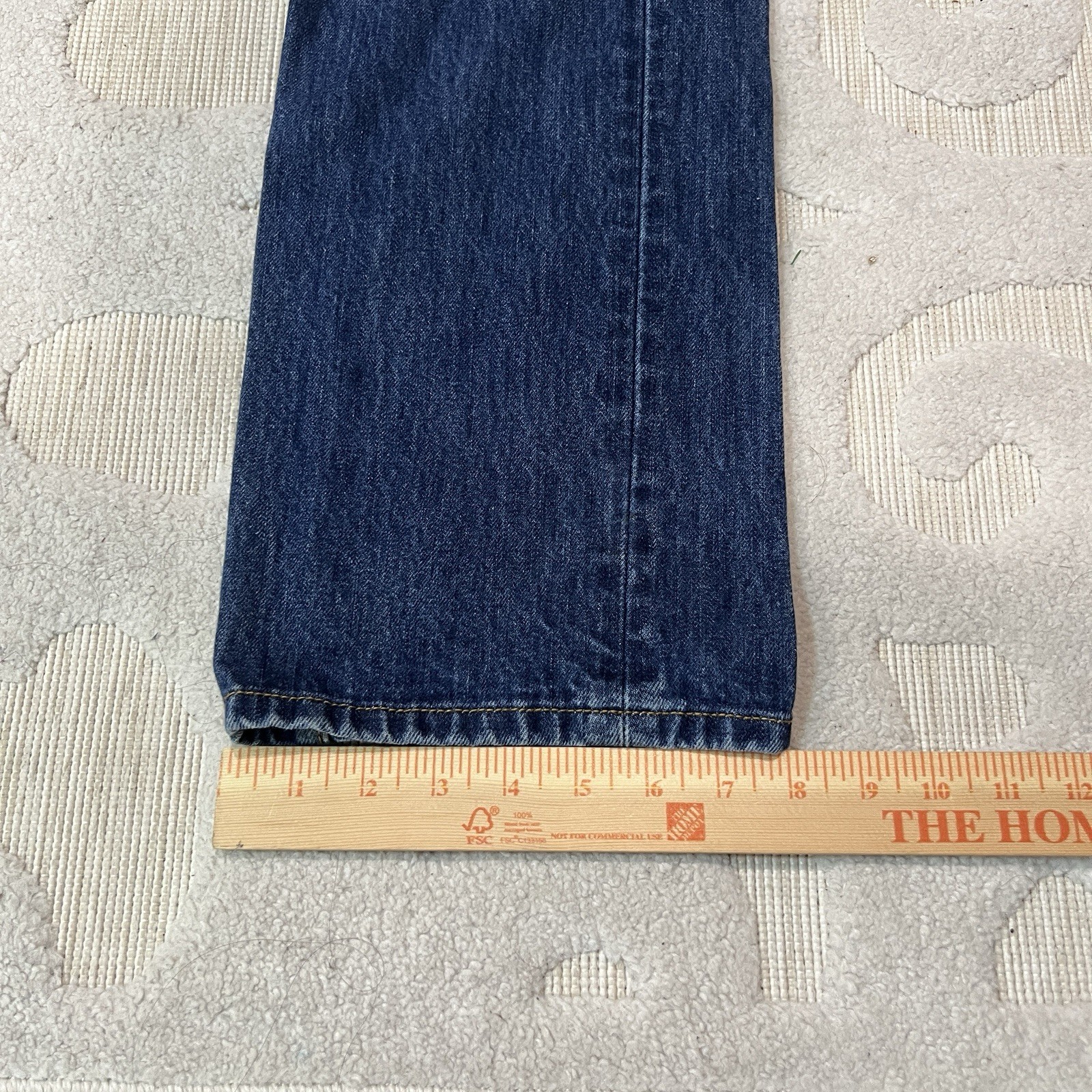 Vintage Levi’s 501 Button Fly Jeans Men’s 32×31 Blue Denim