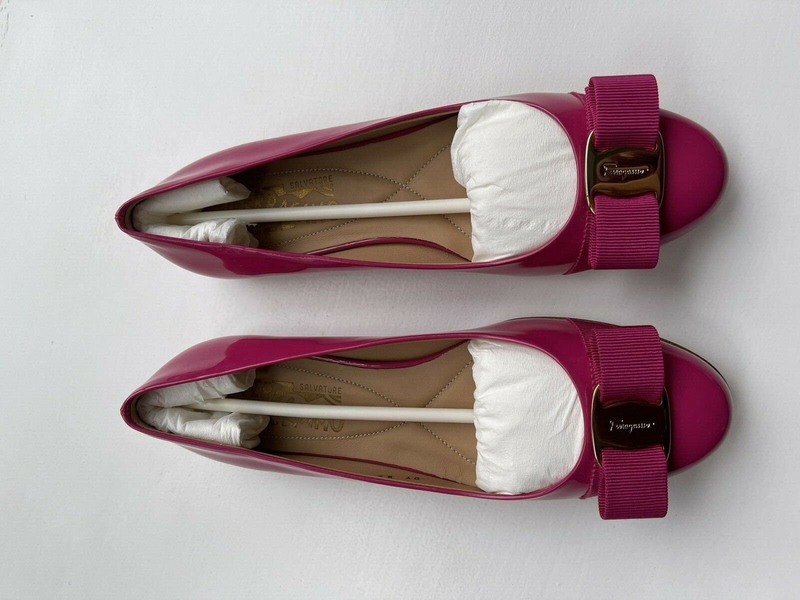 Salvatore Ferragamo Varina 1cm Agata Rose Patent Leather Size 6.5 B