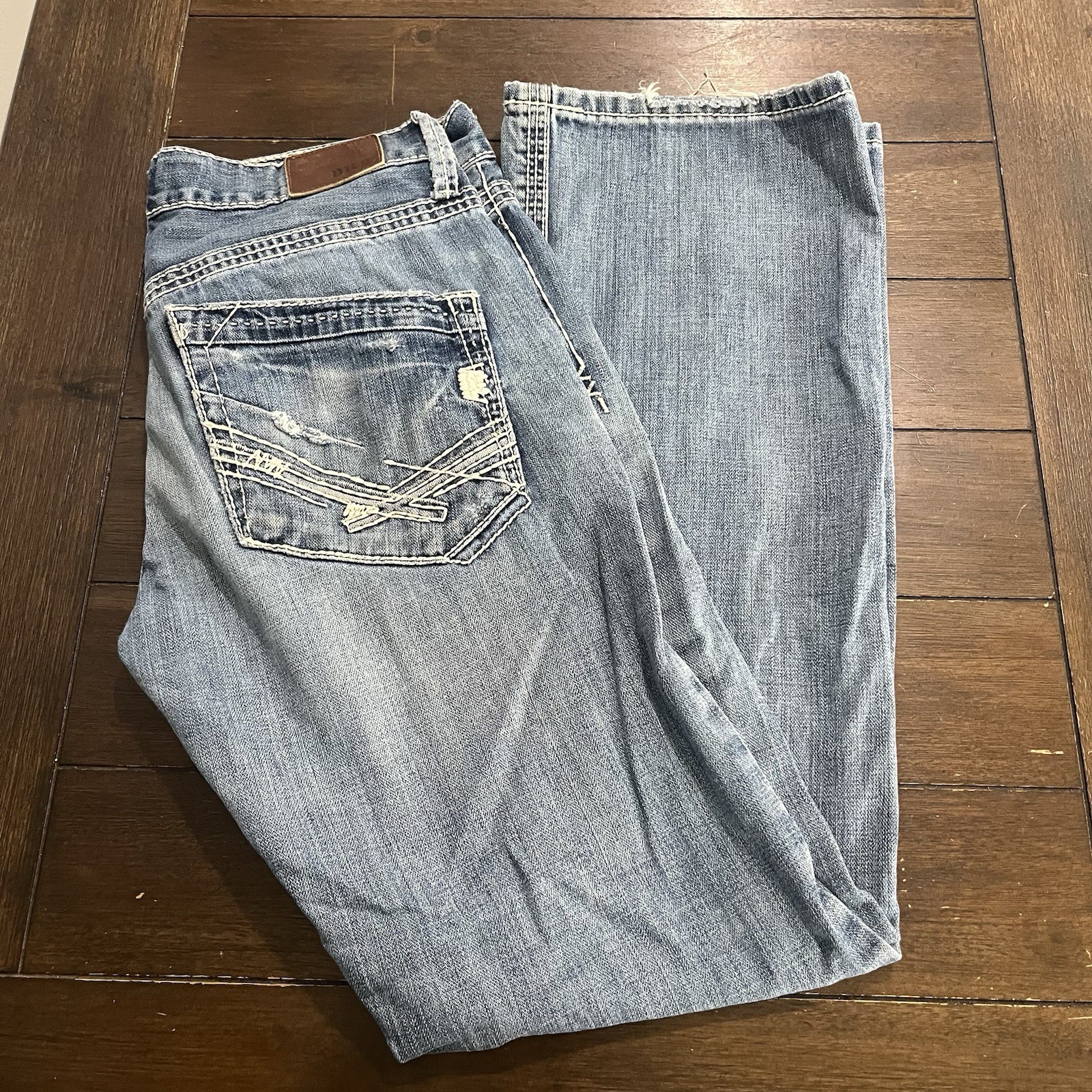 BKE Buckle Jeans Mens 31R 31×31 Aiden Stretch Denim Bootcut Whiskered Distressed