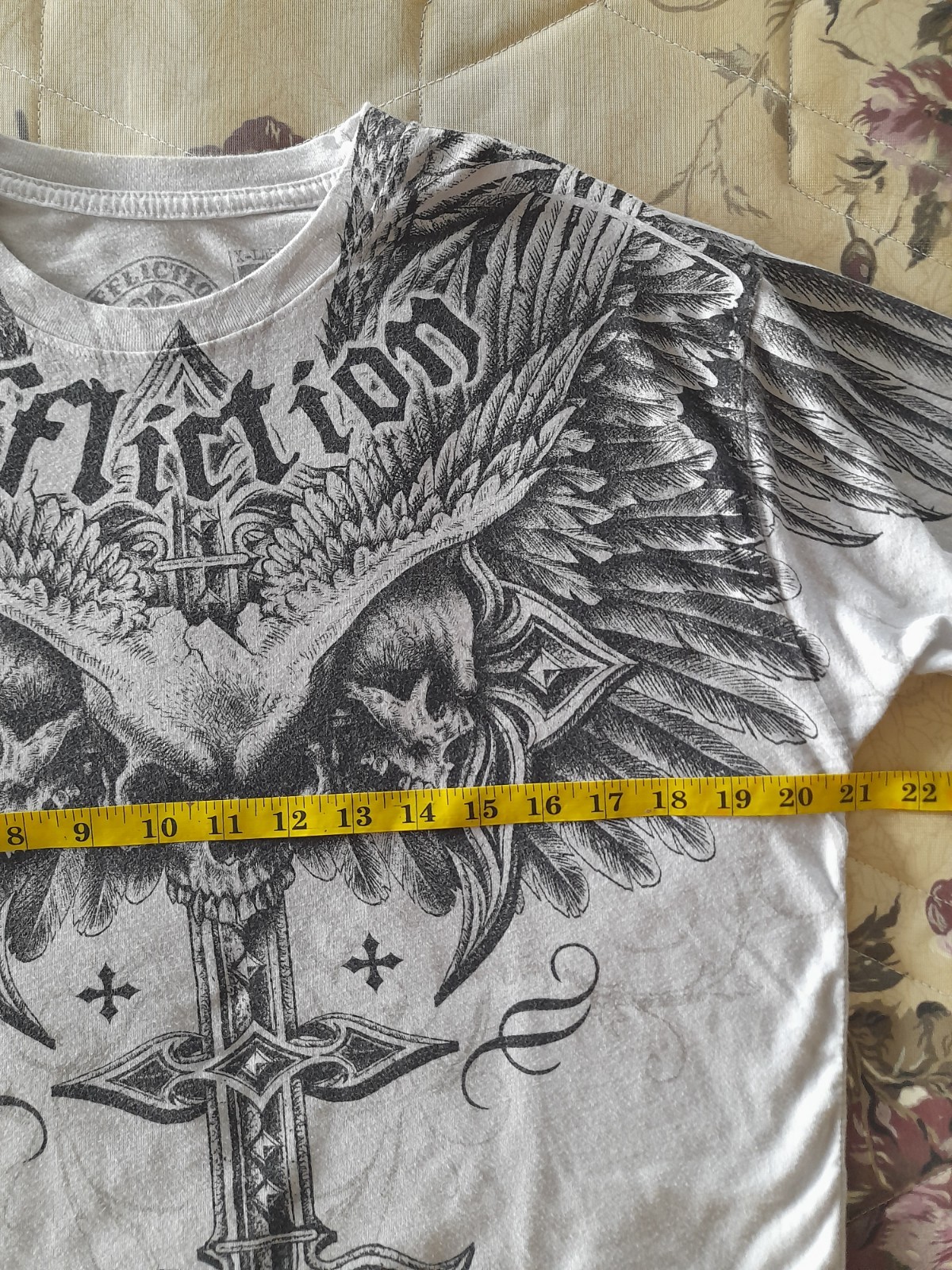 Affliction Men’s Widowmaker Graphic T-Shirt Short Sleeve XL White Gray
