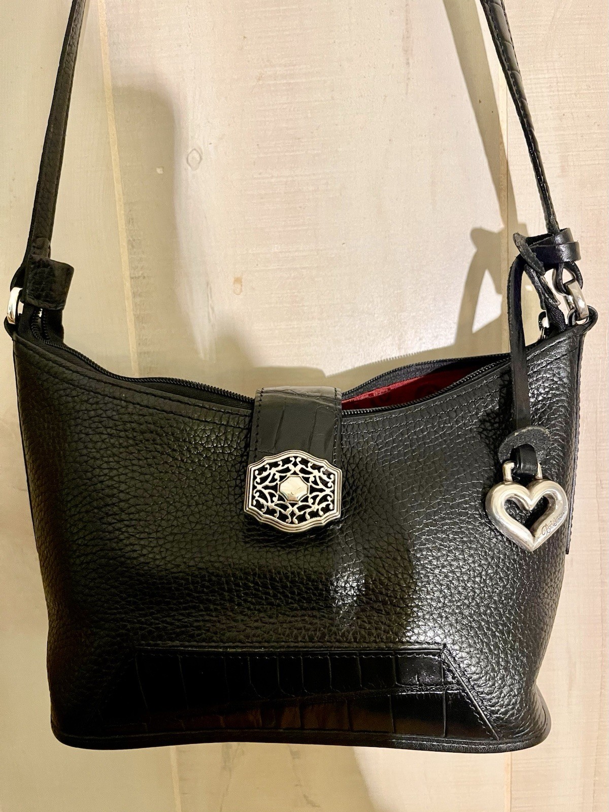 Brighton Black Small Pebbled Shoulder Bag Zip Red Lining Silver Heart Charm