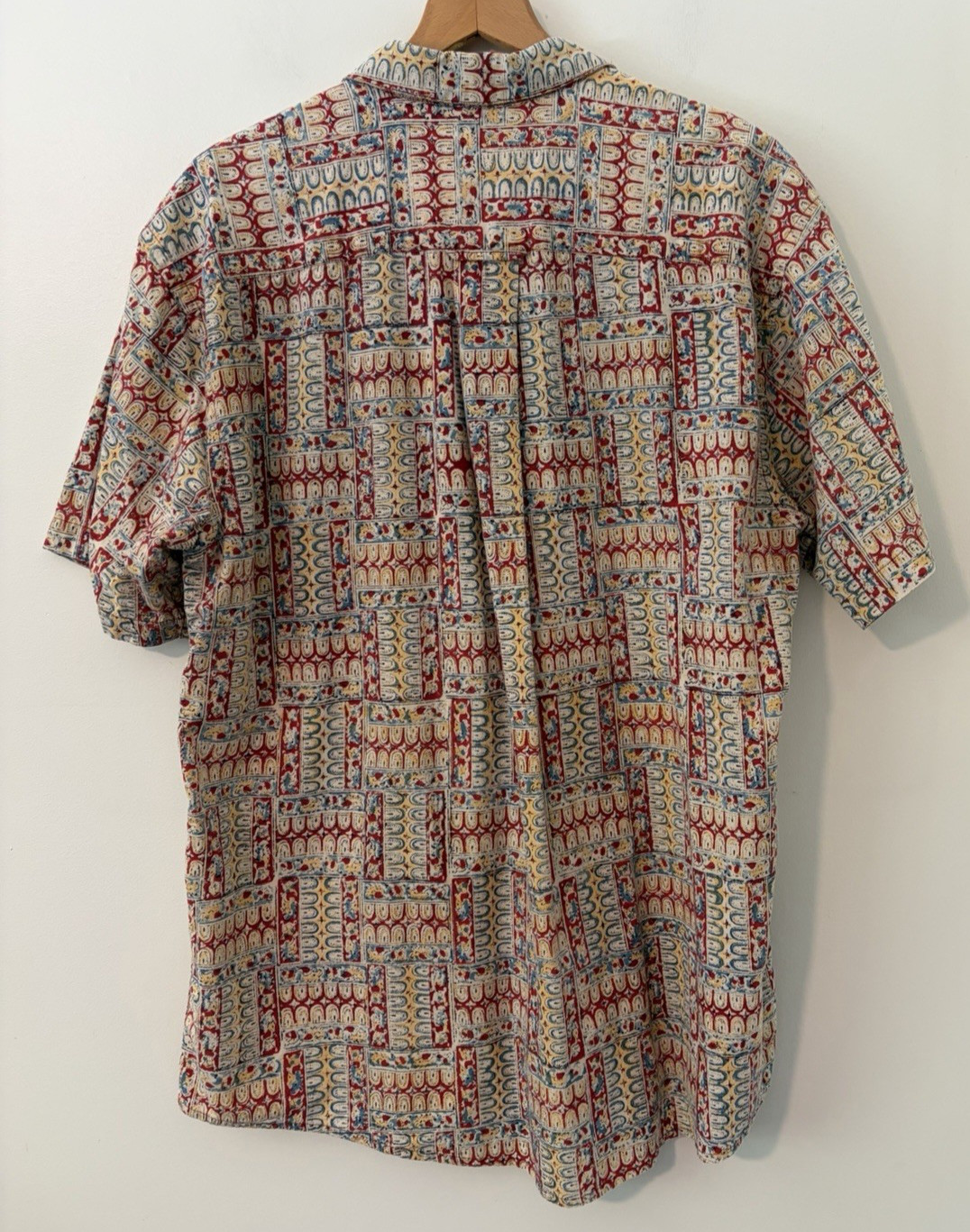 Vintage Orvis Shirt Men’s Size Large Geometric Fly Fishing Top Short Sleeve