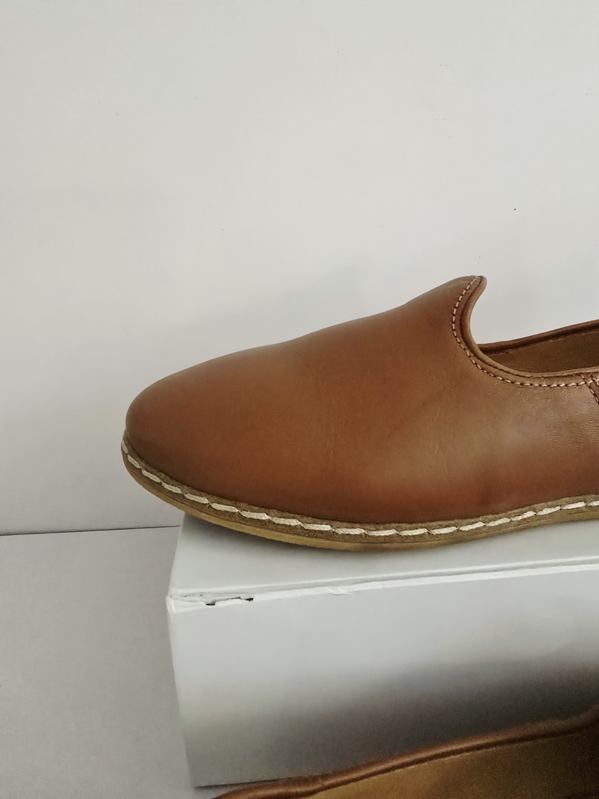 Charix Camel Brown Leather Slip On Flats Loafers Shoes 39 8.75 9 Womens
