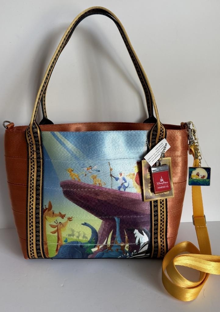 Harvey’s Lion King 30th Anniversary Tote NWT