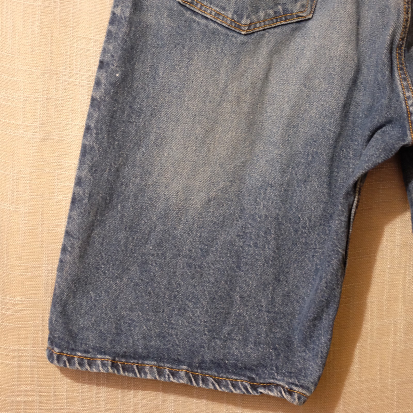 Levis 569 Jean Shorts Blue Denim Bermuda Inseam 11-1/2 in Mens W36 #A12-15