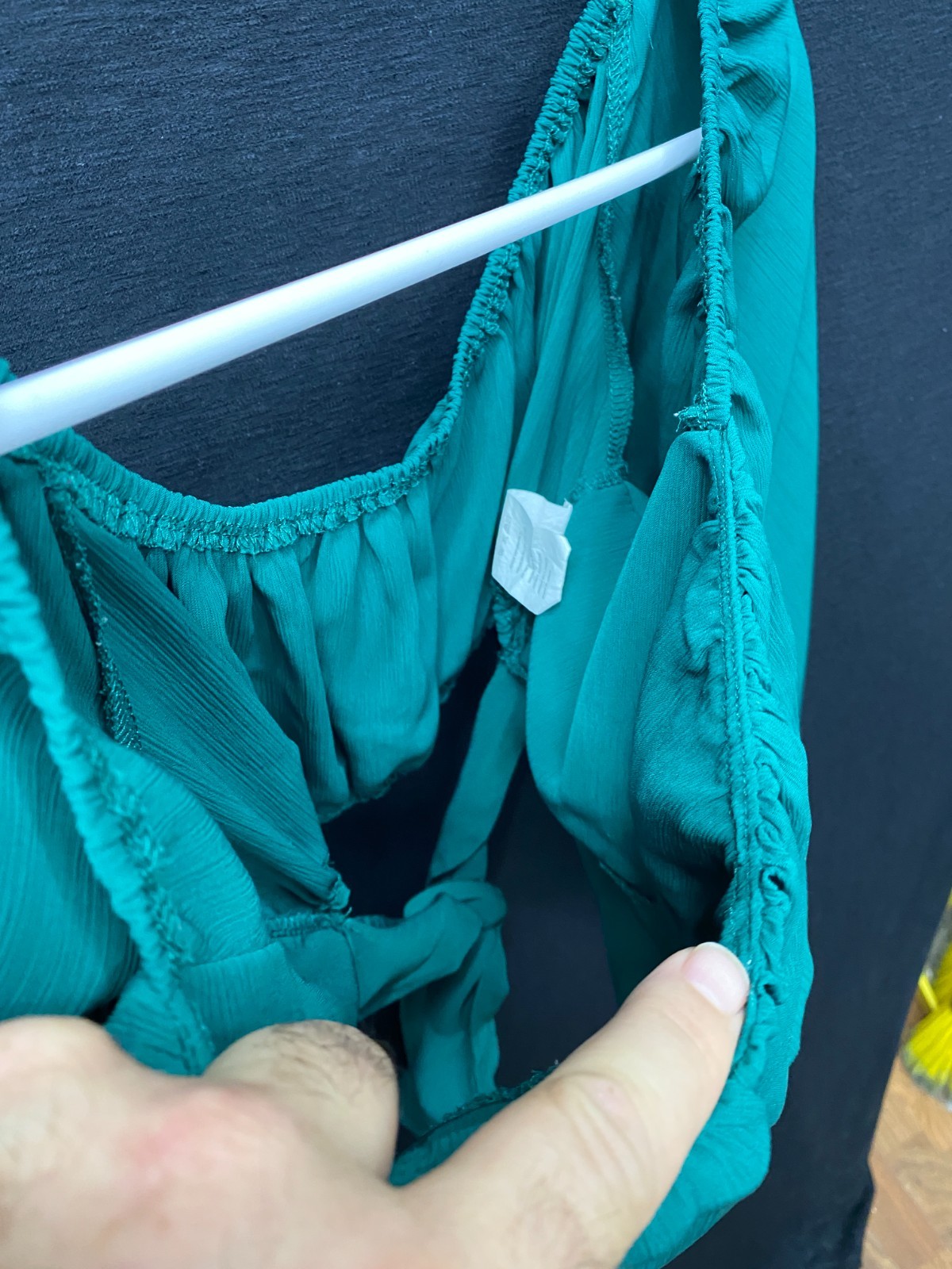 Lyaner Green Cropped Off the Shoulder Blouse, Size: L B36