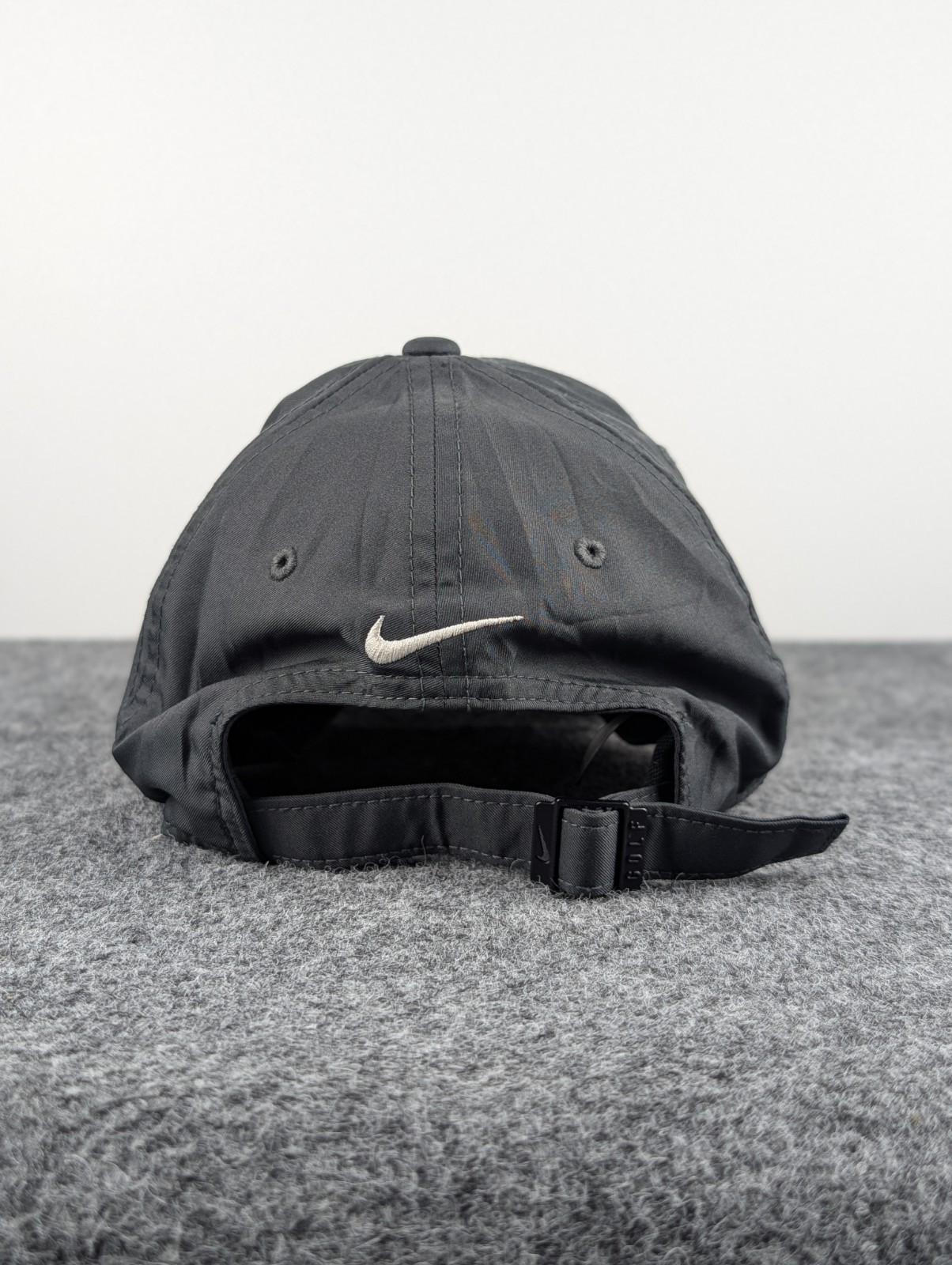 Nike Hat Cap Strap Back Black Swoosh Logo Legacy 91 Lightweight Dri FIT Mens