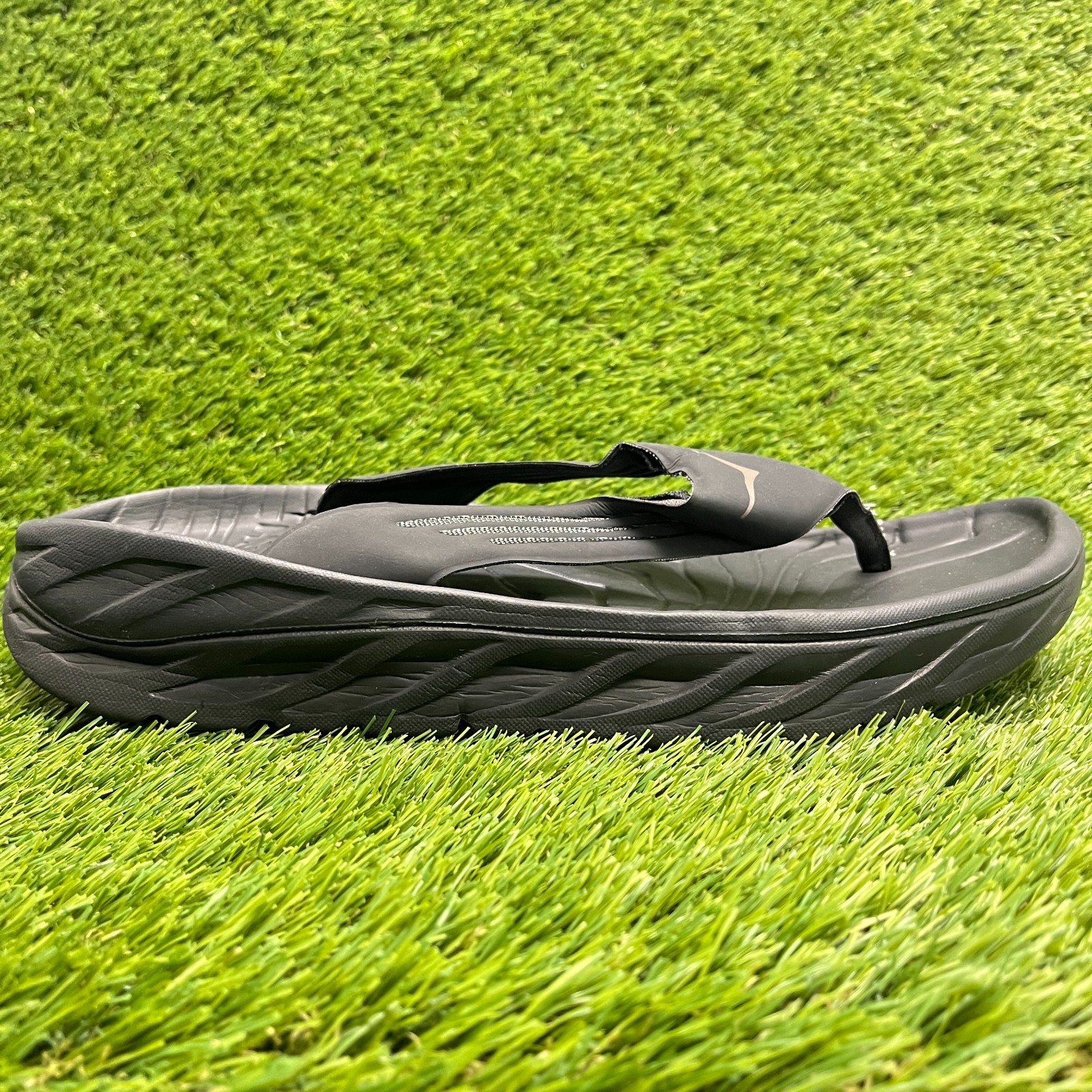 Hoka One One Ora Recovery Flip Mens Size 12 Black Beach Outdoor Thong Sandals