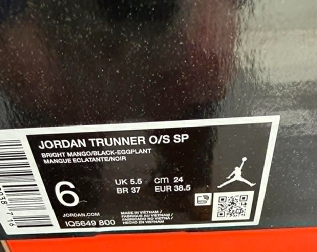 Nike Jordan Trunner Size 6M IQ5649-800 Bright Mango