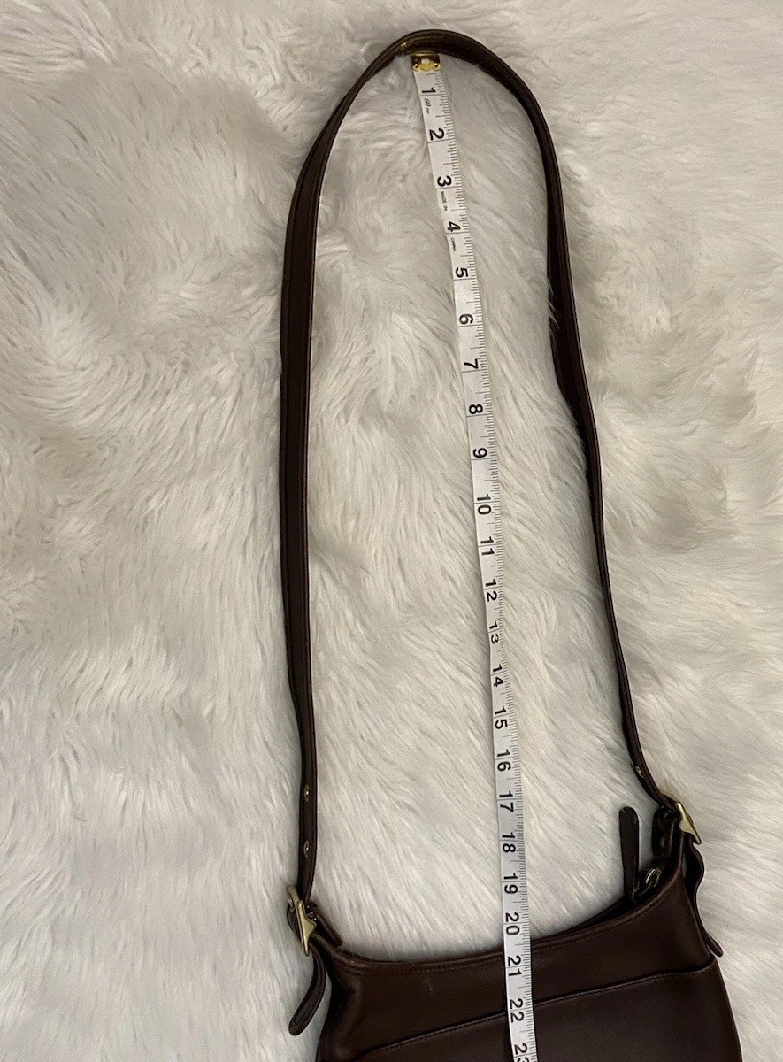 Coach Women’s Legacy Dark Brown Leather Hobo Shoulder Bag Costa Rica 9136 Good!