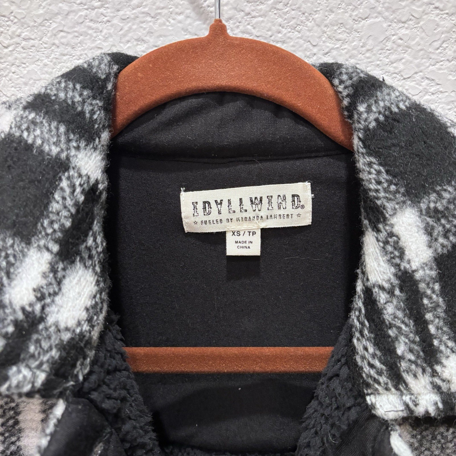 Idyllwind Sherpa Lined Plaid Shacket XS Black White Western Jacket Ranch Coat