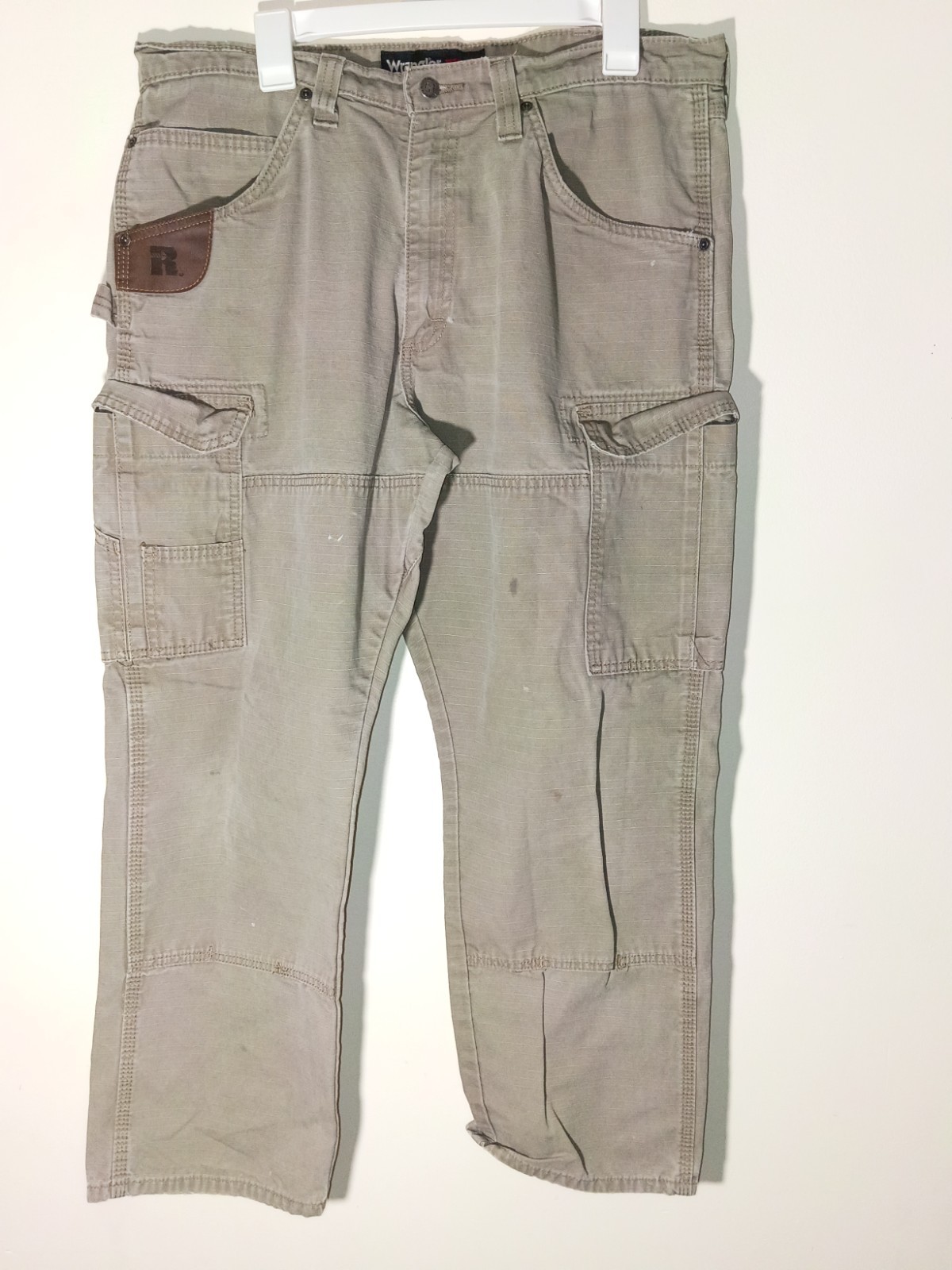 Wrangler Riggs Workwear Cargo Pants Mens Size 36×30 light tan colorway