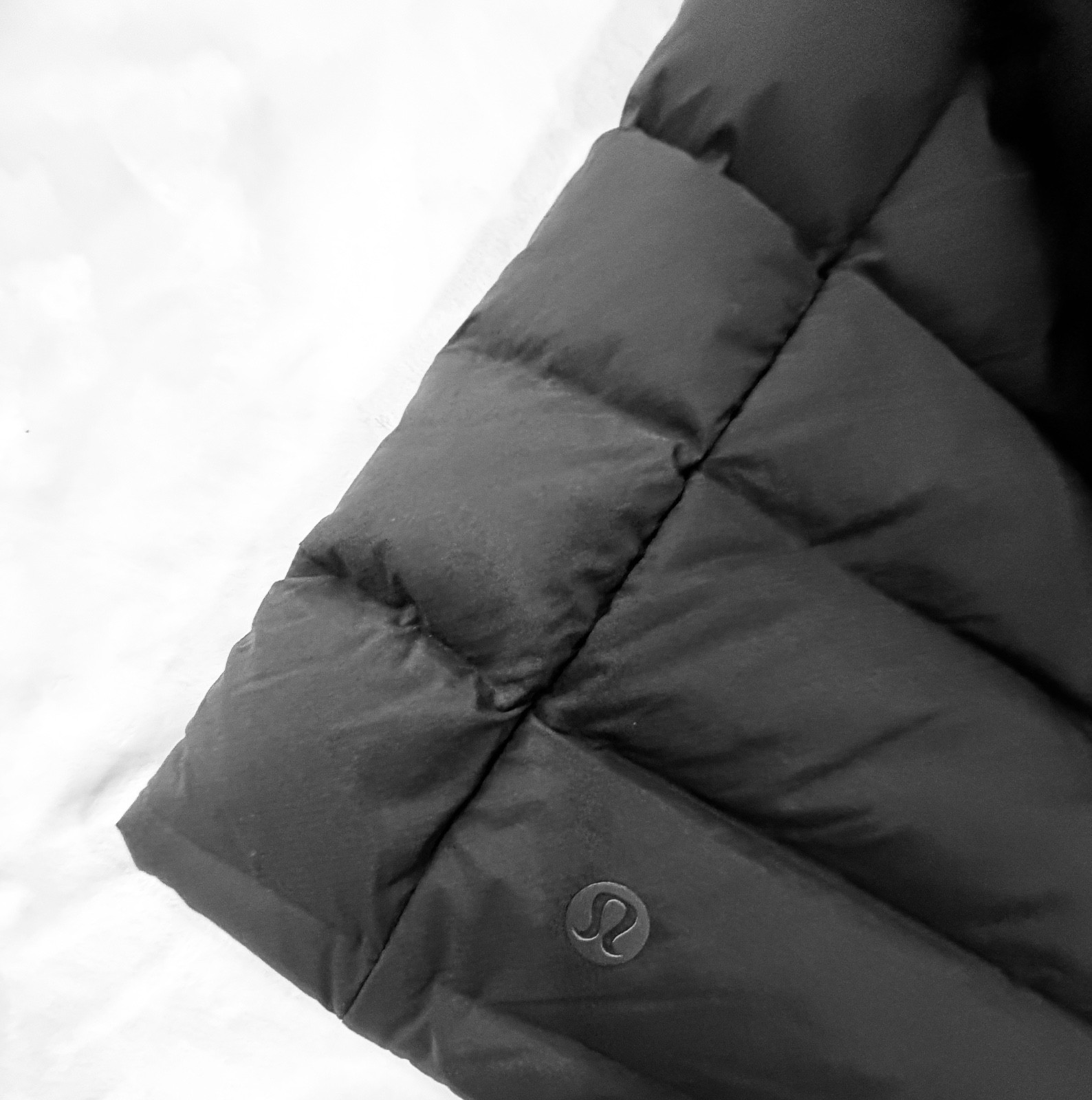 Lululemon Navigation Hoodie 700 Fill Down Puffer Jacket Men’s M