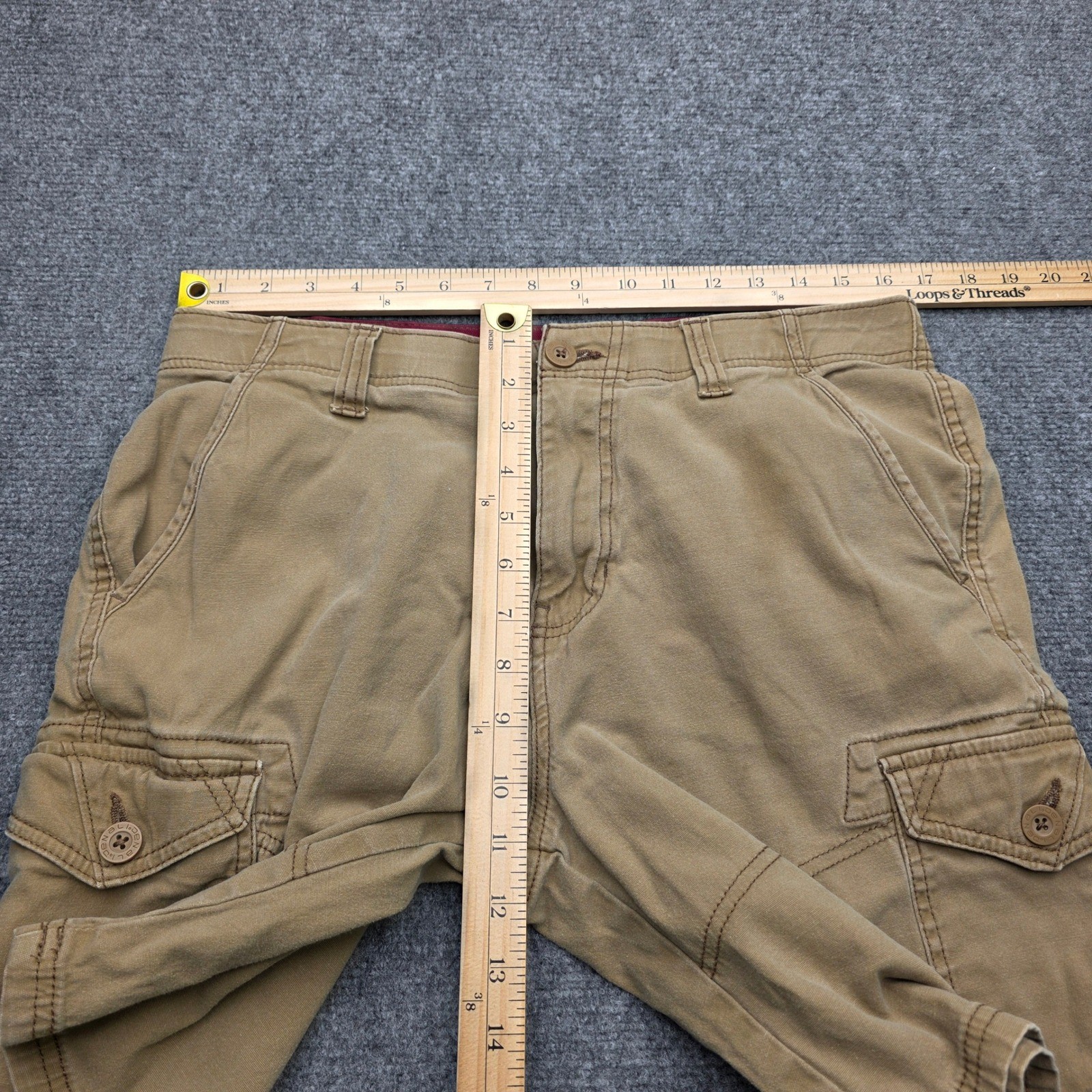 Men’s Denali Cargo Shorts Size 32 Khaki Stretch Cotton Flat Front Hiking Outdoor