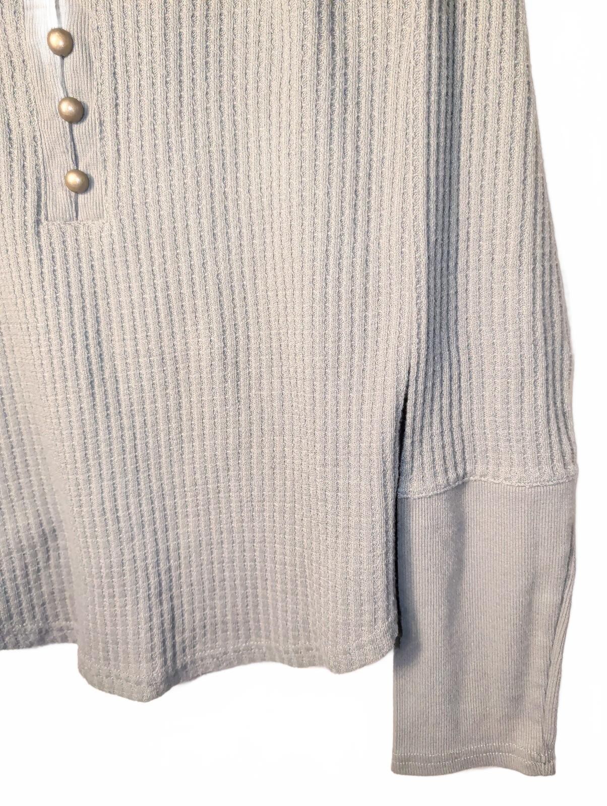 Frye and Co. Womens Medium Sage Green Waffle Knit Long Sleeve Top Henley Fall