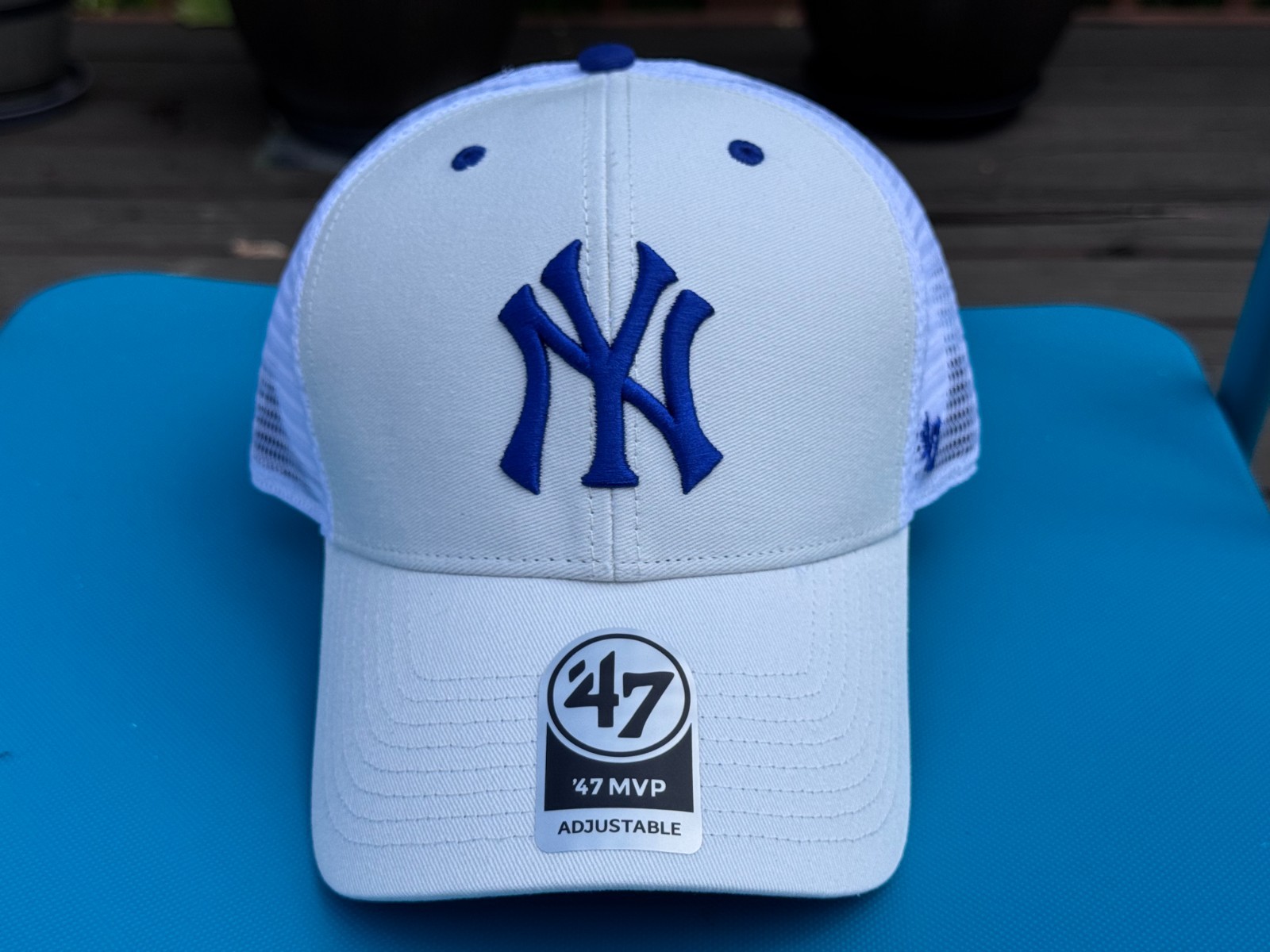 New York Yankees ’47 MVP Trucker Adjustable Cap Hat MLB $32 Royal Blue E White n