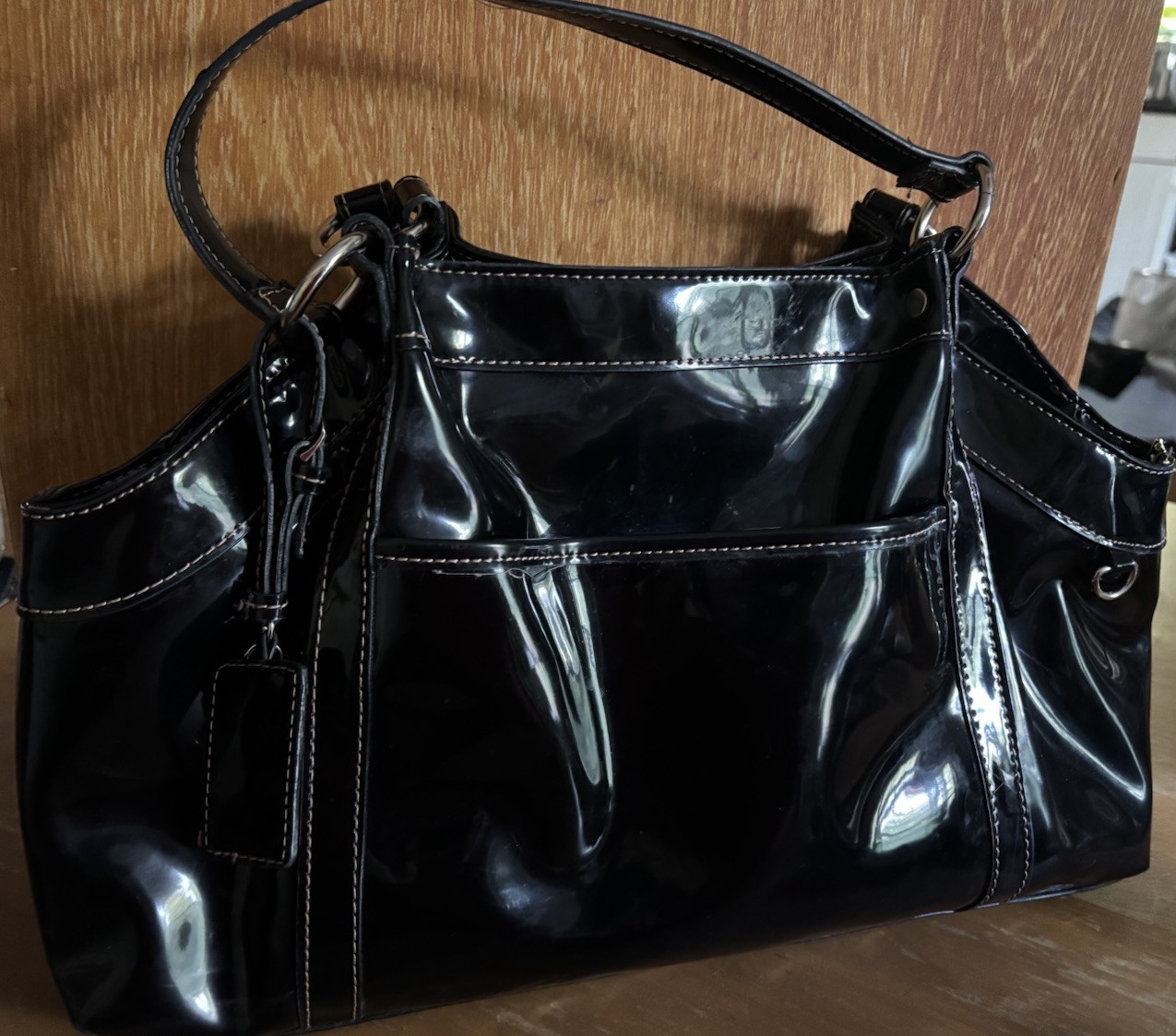 Liz Claiborne Handbag Bag Black Patent Leather Strap 14″x10″ GUC