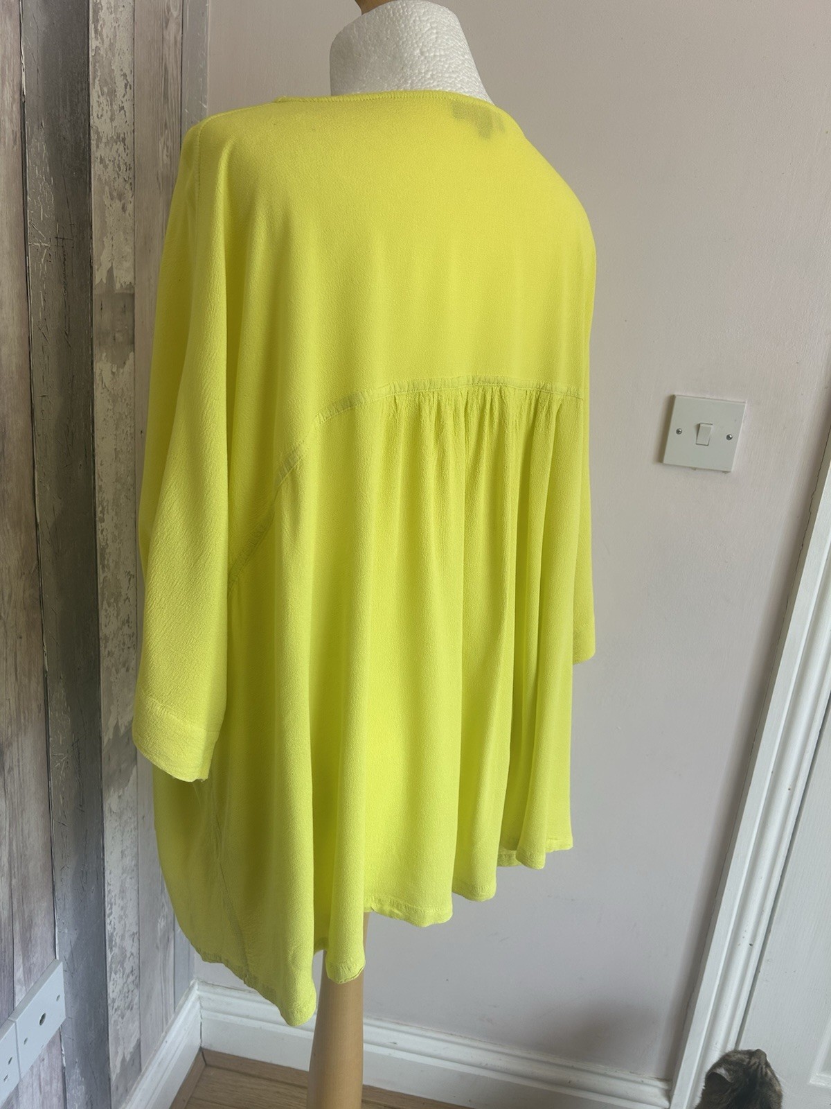 Sahara Top Women Size Med large Bright Yellow Oversized Slouchy Lagenlook