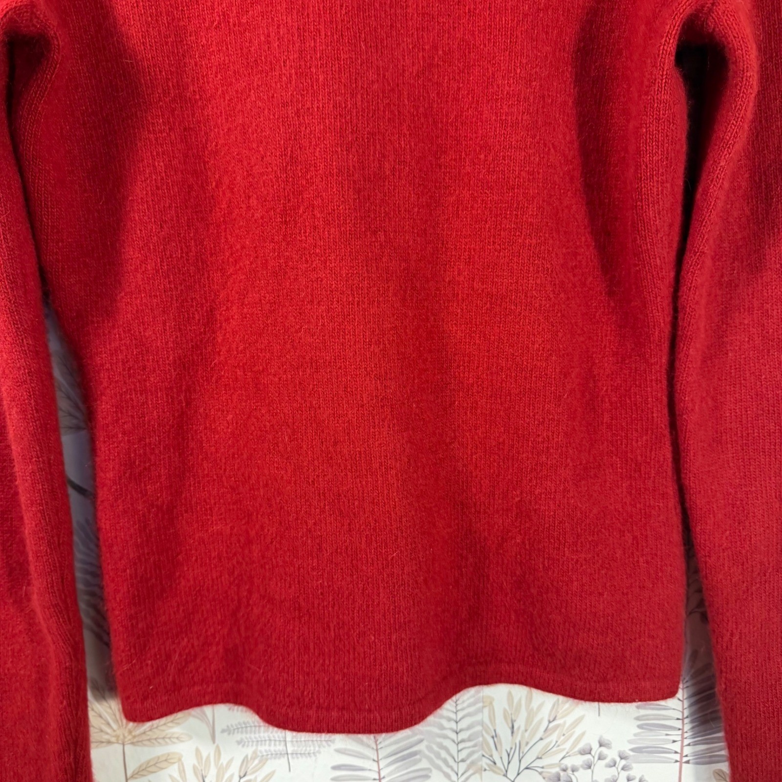 Sarah Spencer Red Angora Blend V-Neck Sweater Long Sleeve Women’s Small