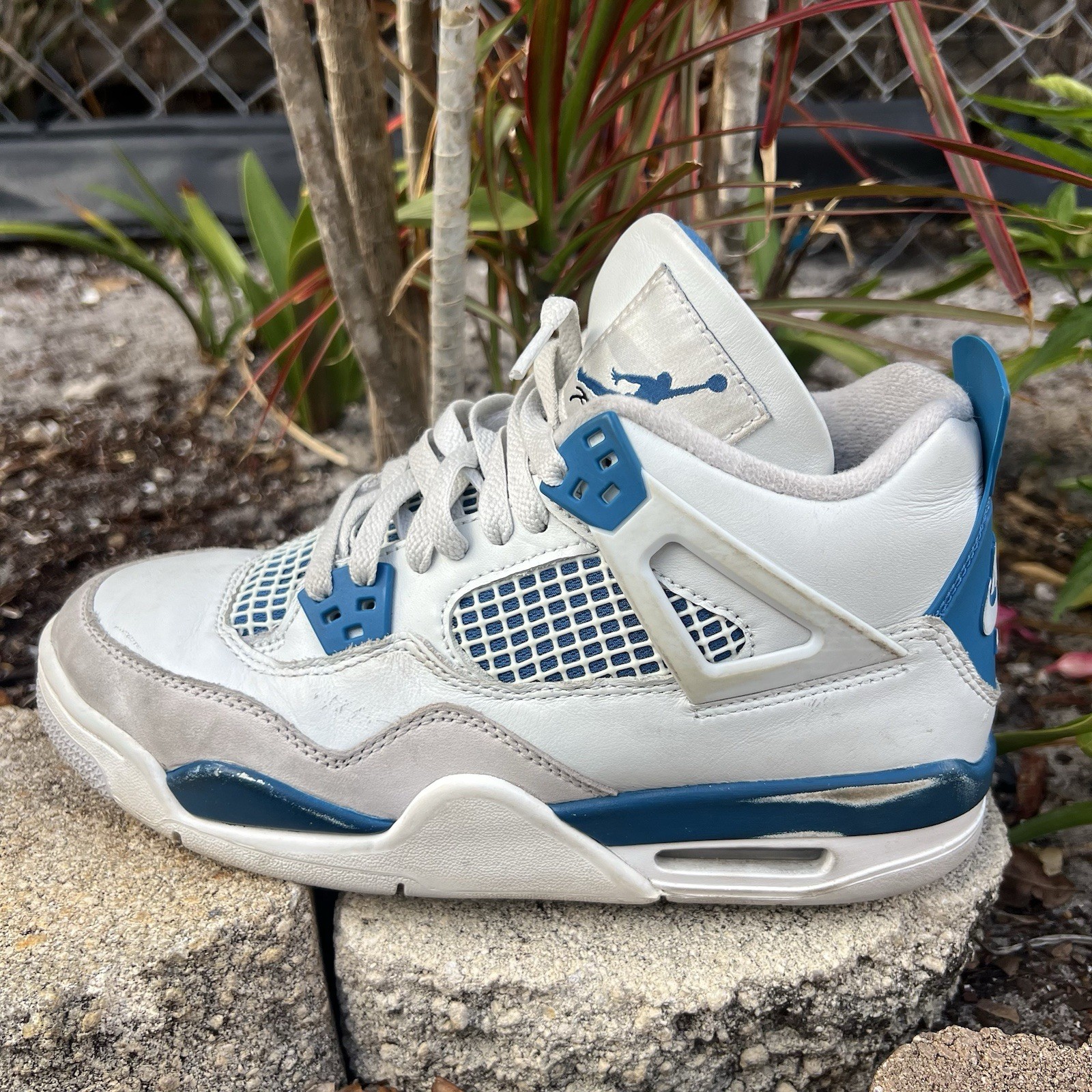 Youth Size 6Y Nike Air Jordan 4 Retro Military Blue GS HF4281-141 Shoes Sneakers