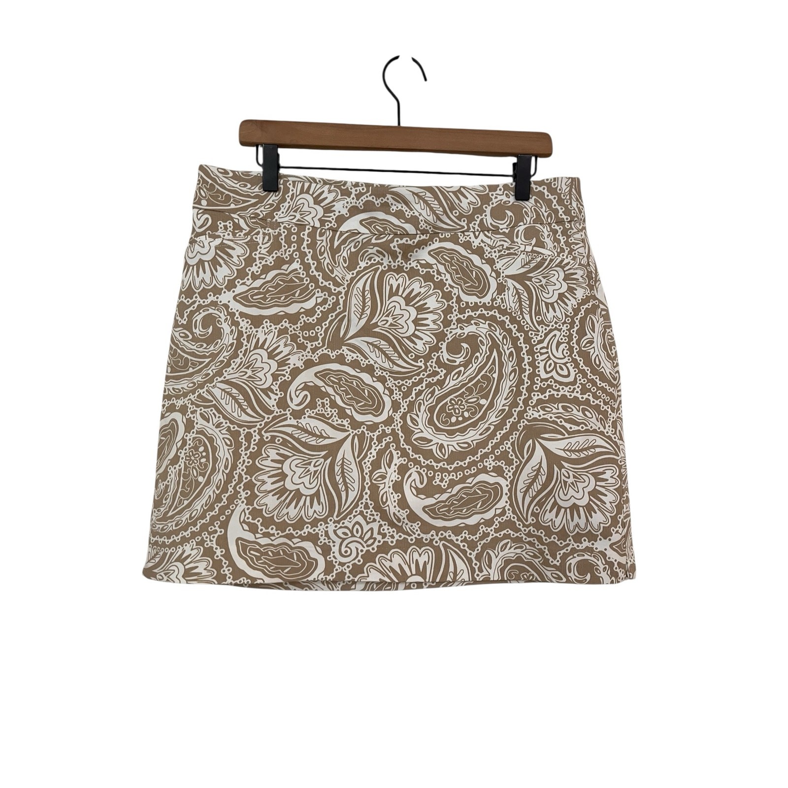 Croft and Barrow Womens The Effortless Stretch Short Tan Paisley Size 12 Regular