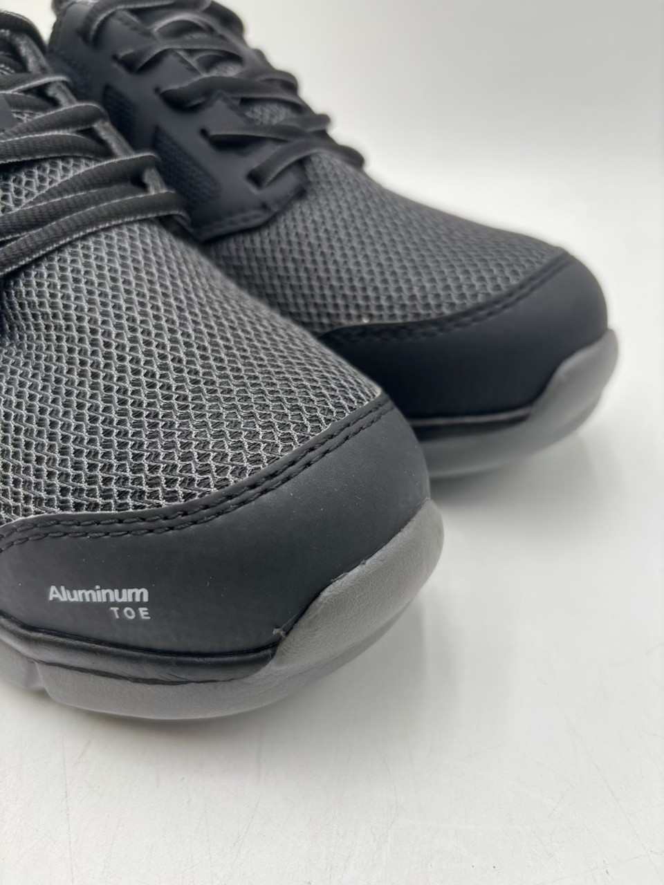 Carolina CA1902 Men’s NEW Aluminum-Toe Athletic Work Shoe Gray Multiple Sizes