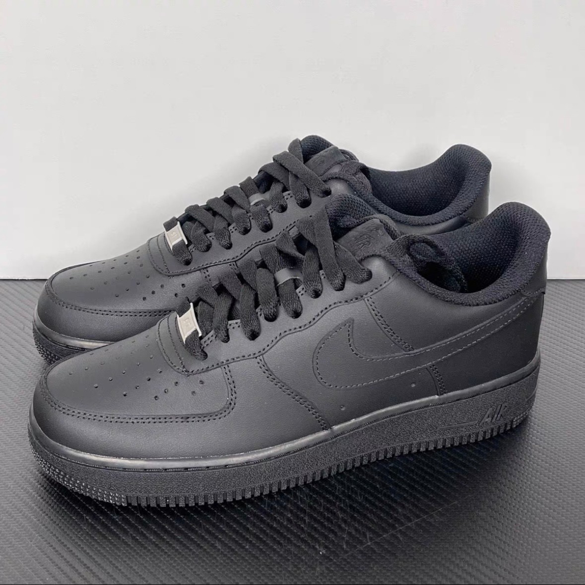 US Black Nike Air Force 1 07 Low Top Men’s Sneakers Shoes US 9.3